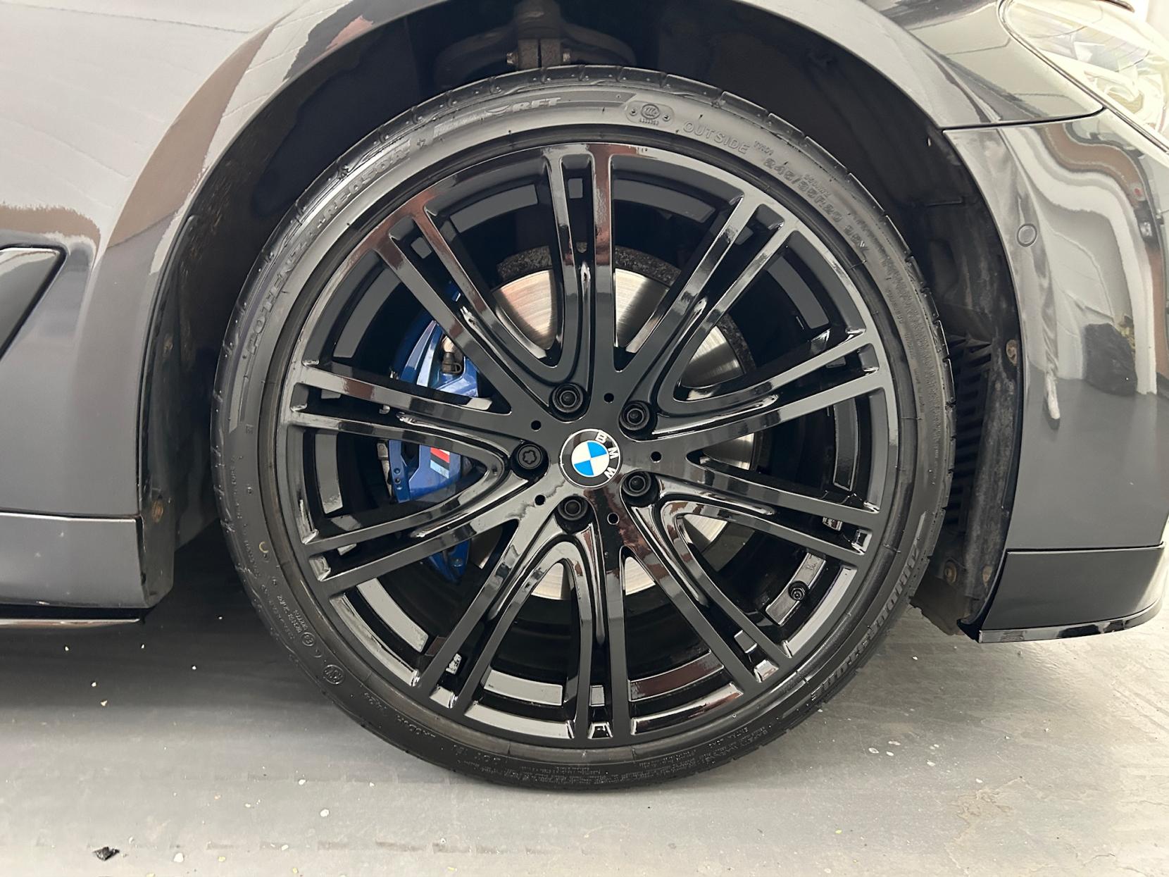 BMW 5 Series 3.0 530d M Sport Touring 5dr Diesel Auto xDrive Euro 6 (s/s) (265 ps)