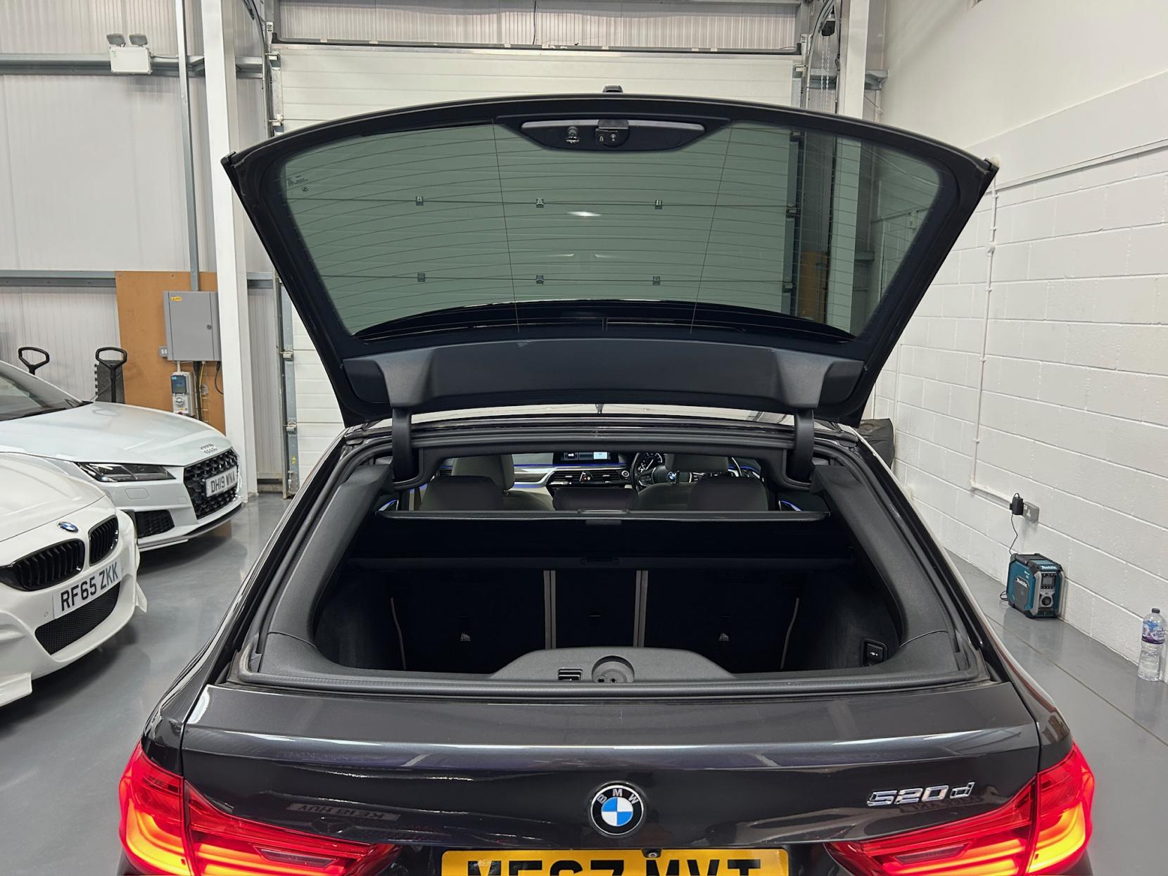 BMW 5 Series 2.0 520d M Sport Touring 5dr Diesel Auto Euro 6 (s/s) (190 ps)