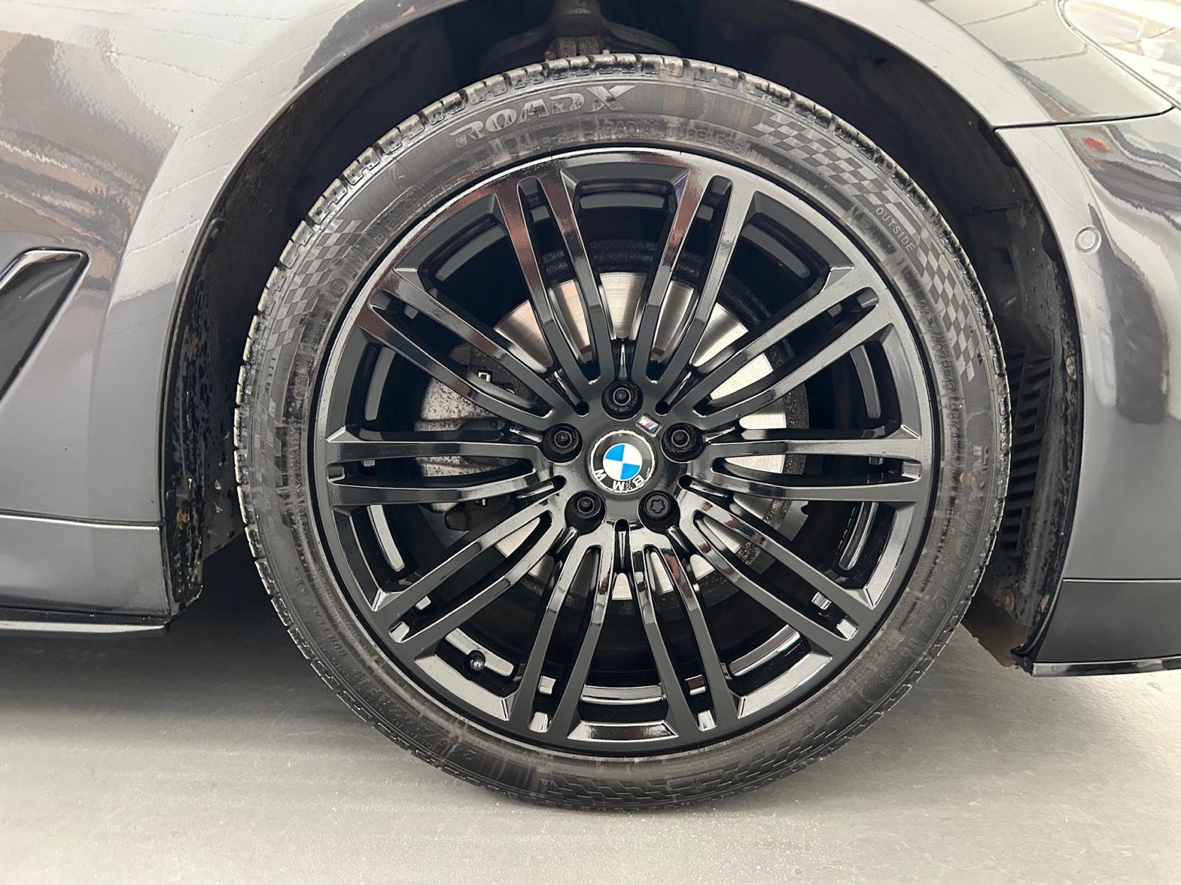 BMW 5 Series 2.0 520d M Sport Touring 5dr Diesel Auto Euro 6 (s/s) (190 ps)