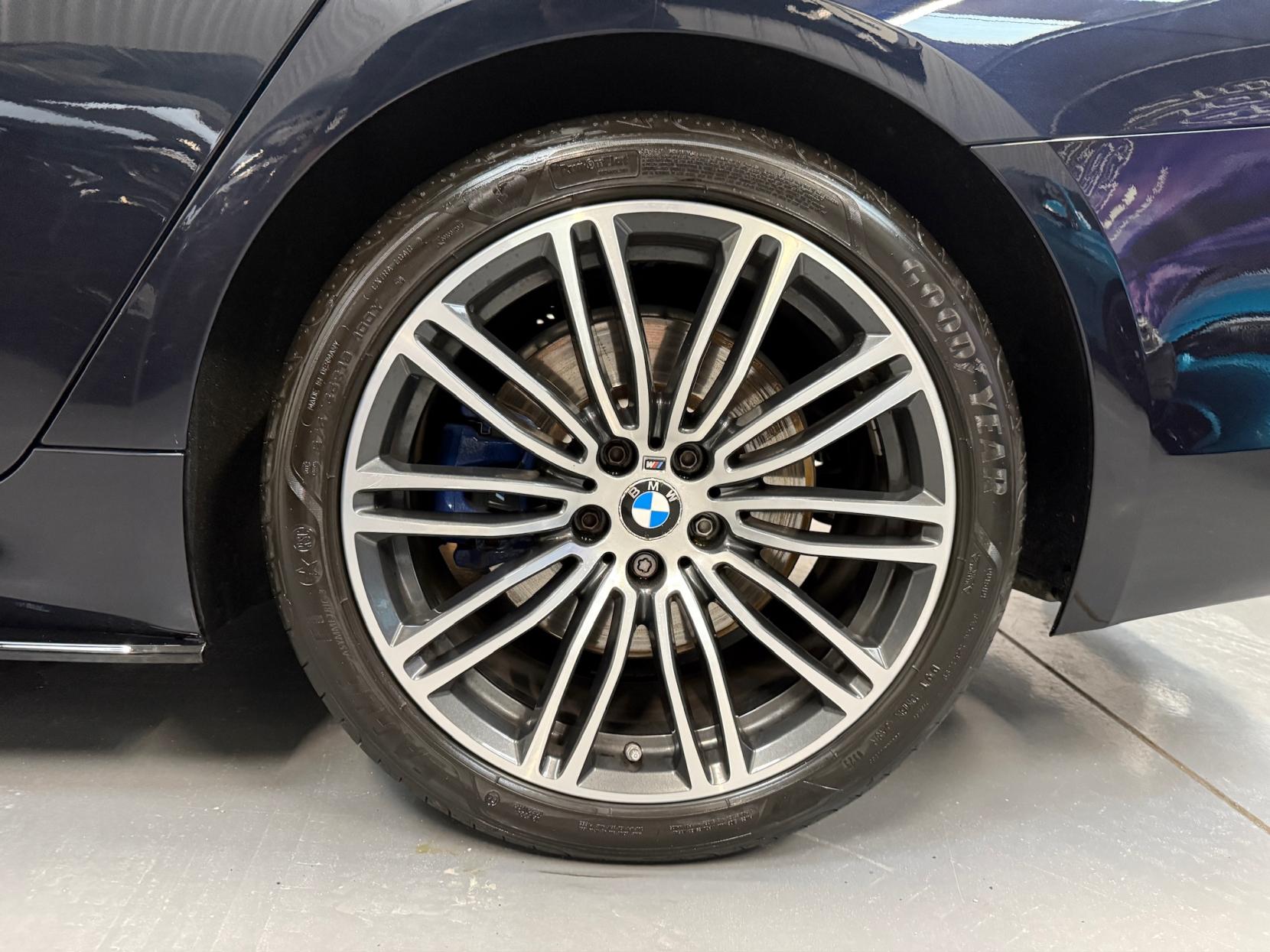 BMW 5 Series 3.0 530d M Sport Touring 5dr Diesel Auto Euro 6 (s/s) (265 ps)
