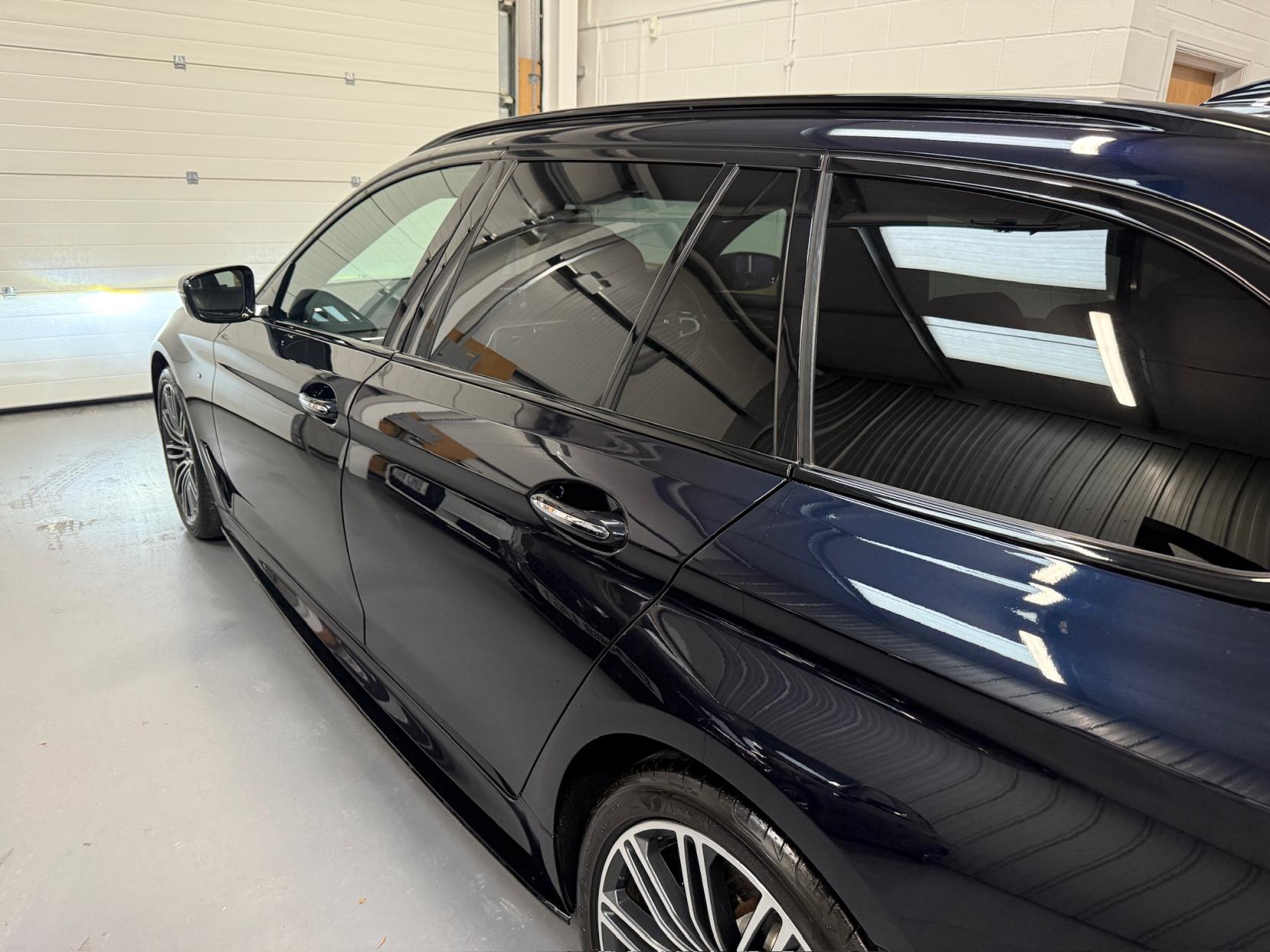 BMW 5 Series 3.0 530d M Sport Touring 5dr Diesel Auto Euro 6 (s/s) (265 ps)