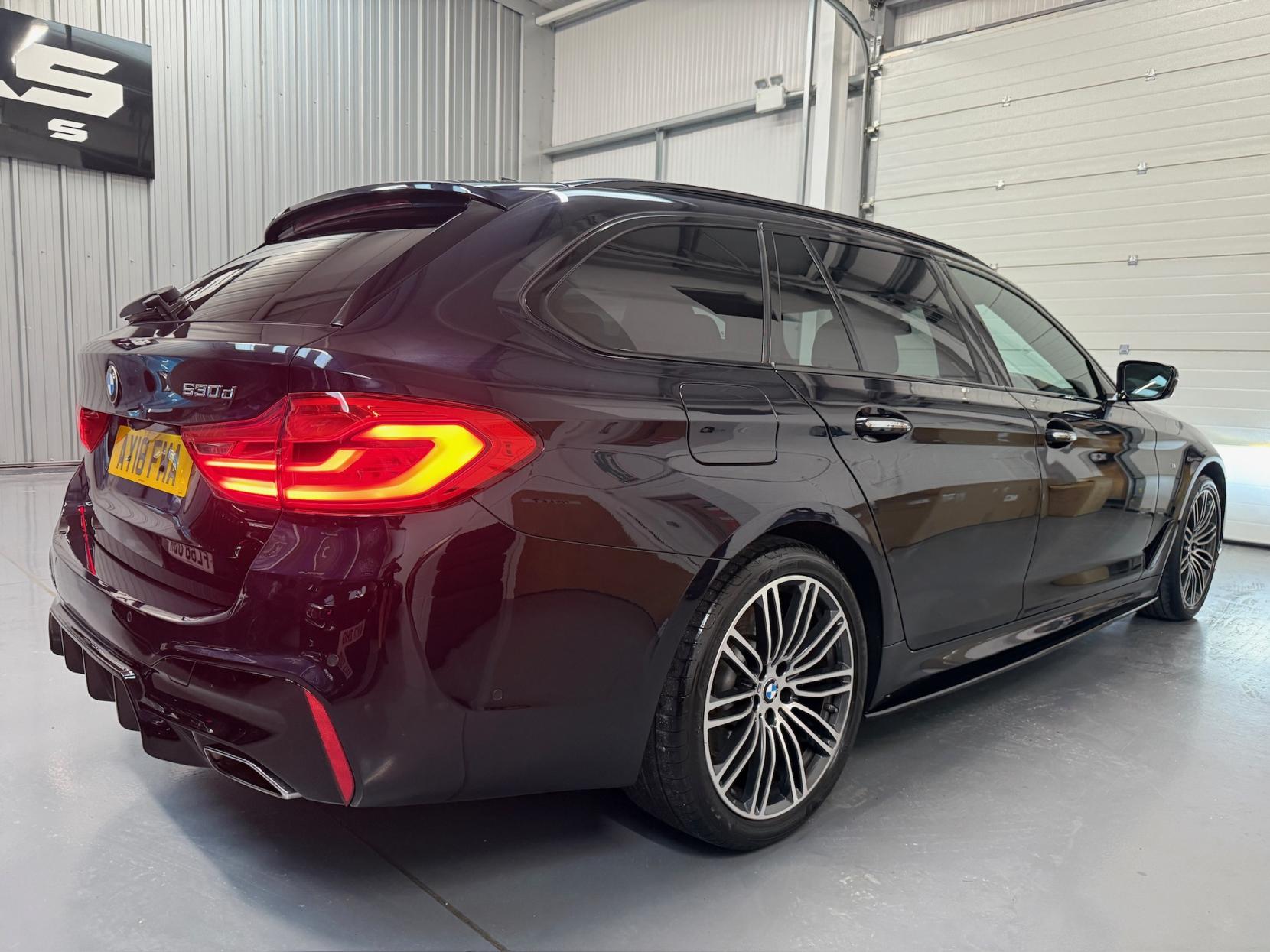 BMW 5 Series 3.0 530d M Sport Touring 5dr Diesel Auto Euro 6 (s/s) (265 ps)