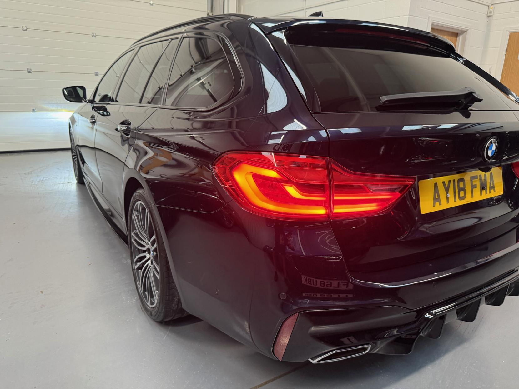 BMW 5 Series 3.0 530d M Sport Touring 5dr Diesel Auto Euro 6 (s/s) (265 ps)