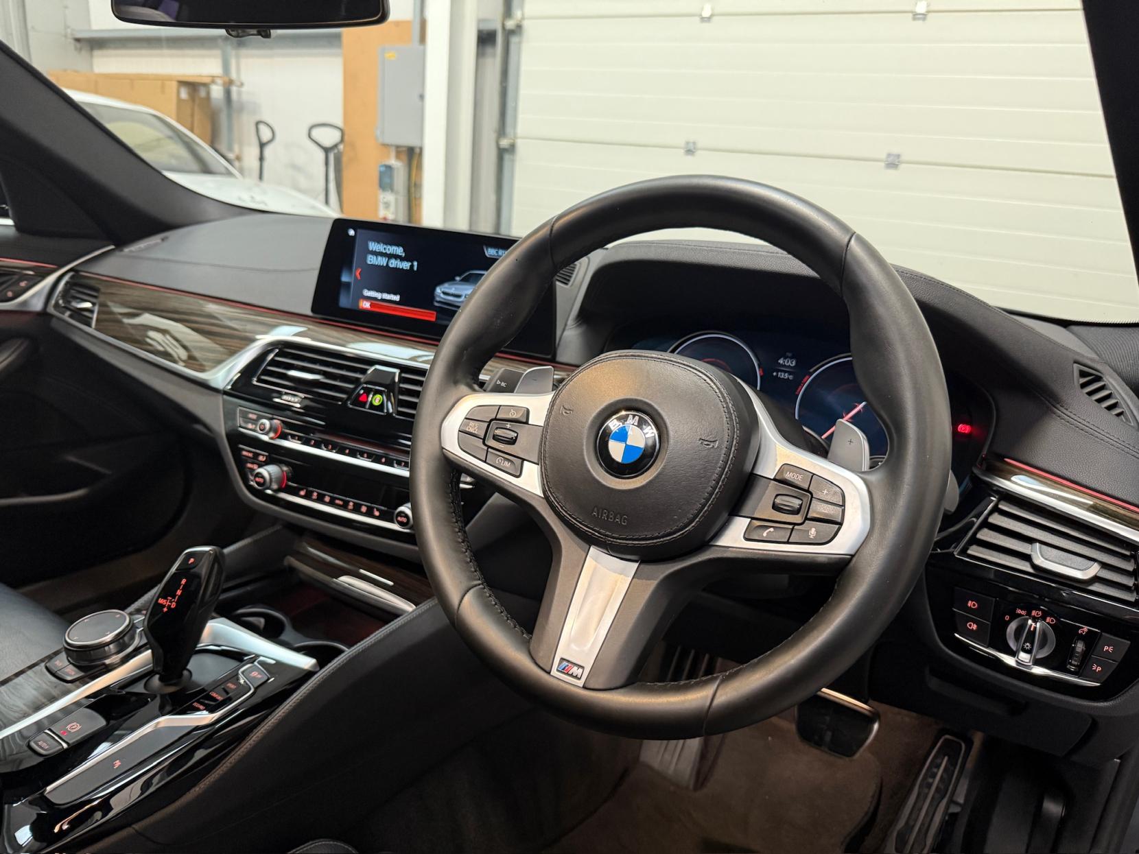 BMW 5 Series 3.0 530d M Sport Touring 5dr Diesel Auto Euro 6 (s/s) (265 ps)