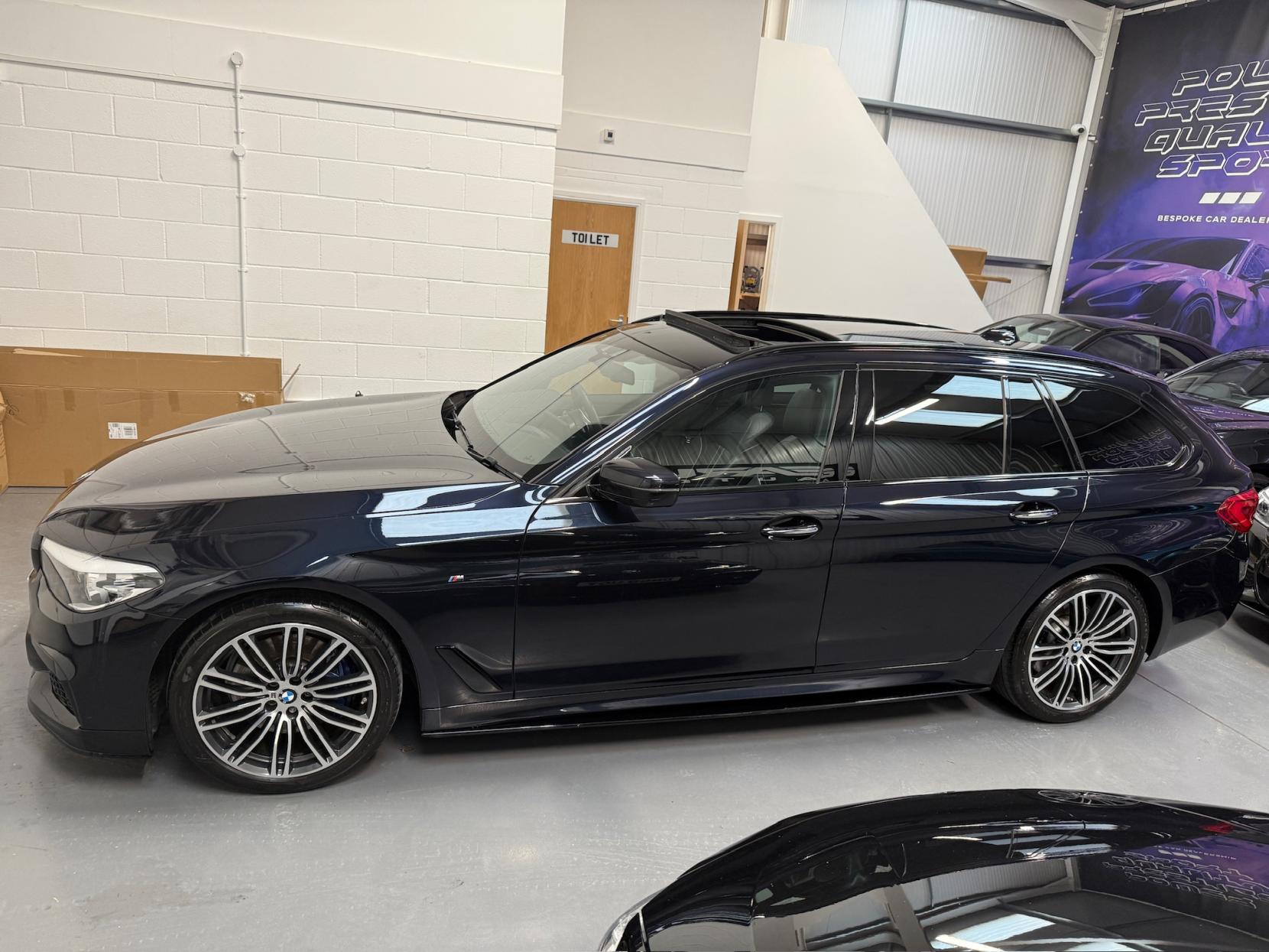 BMW 5 Series 3.0 530d M Sport Touring 5dr Diesel Auto Euro 6 (s/s) (265 ps)