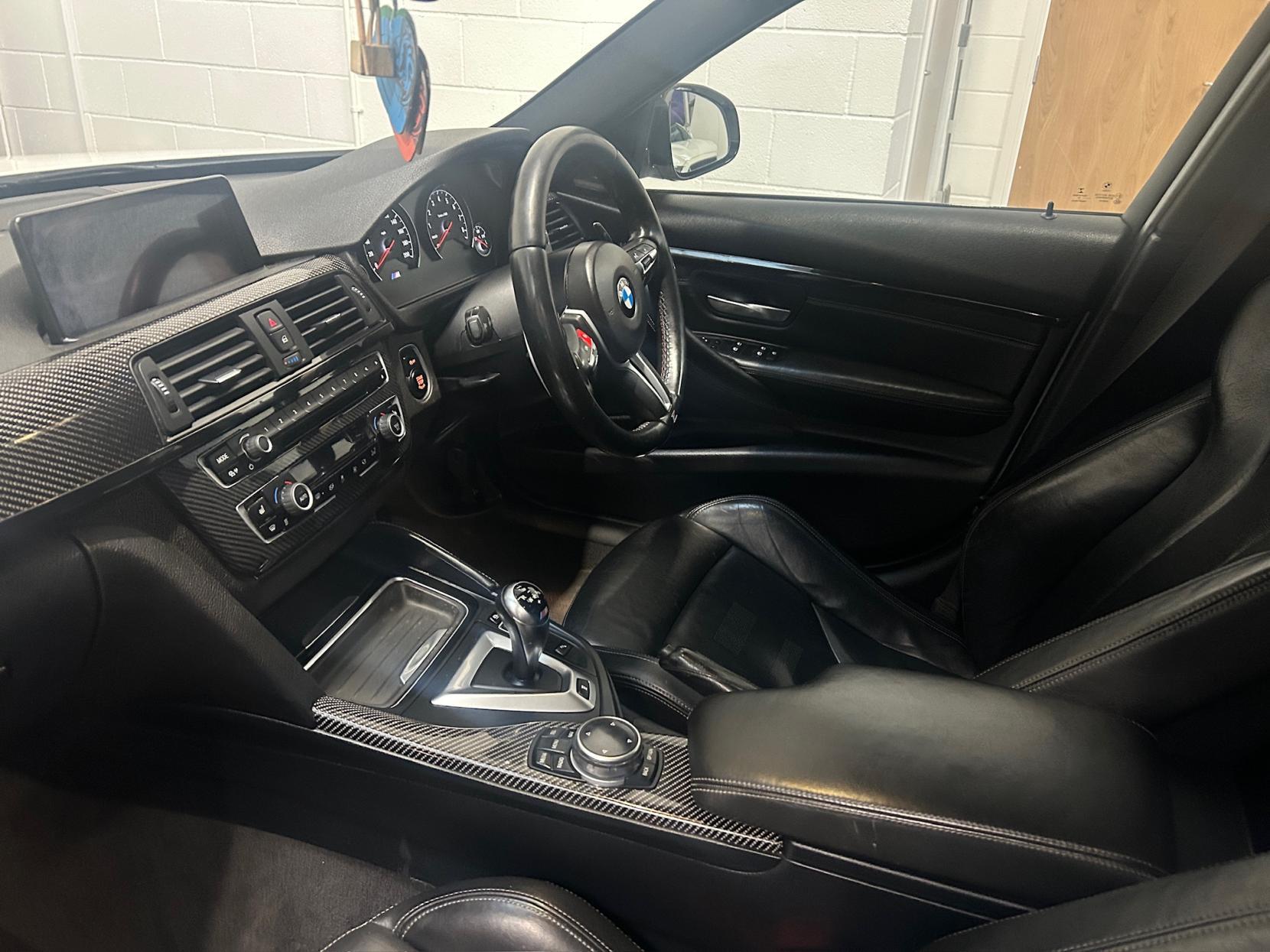 BMW M3 3.0 BiTurbo Saloon 4dr Petrol DCT Euro 6 (s/s) (431 ps)