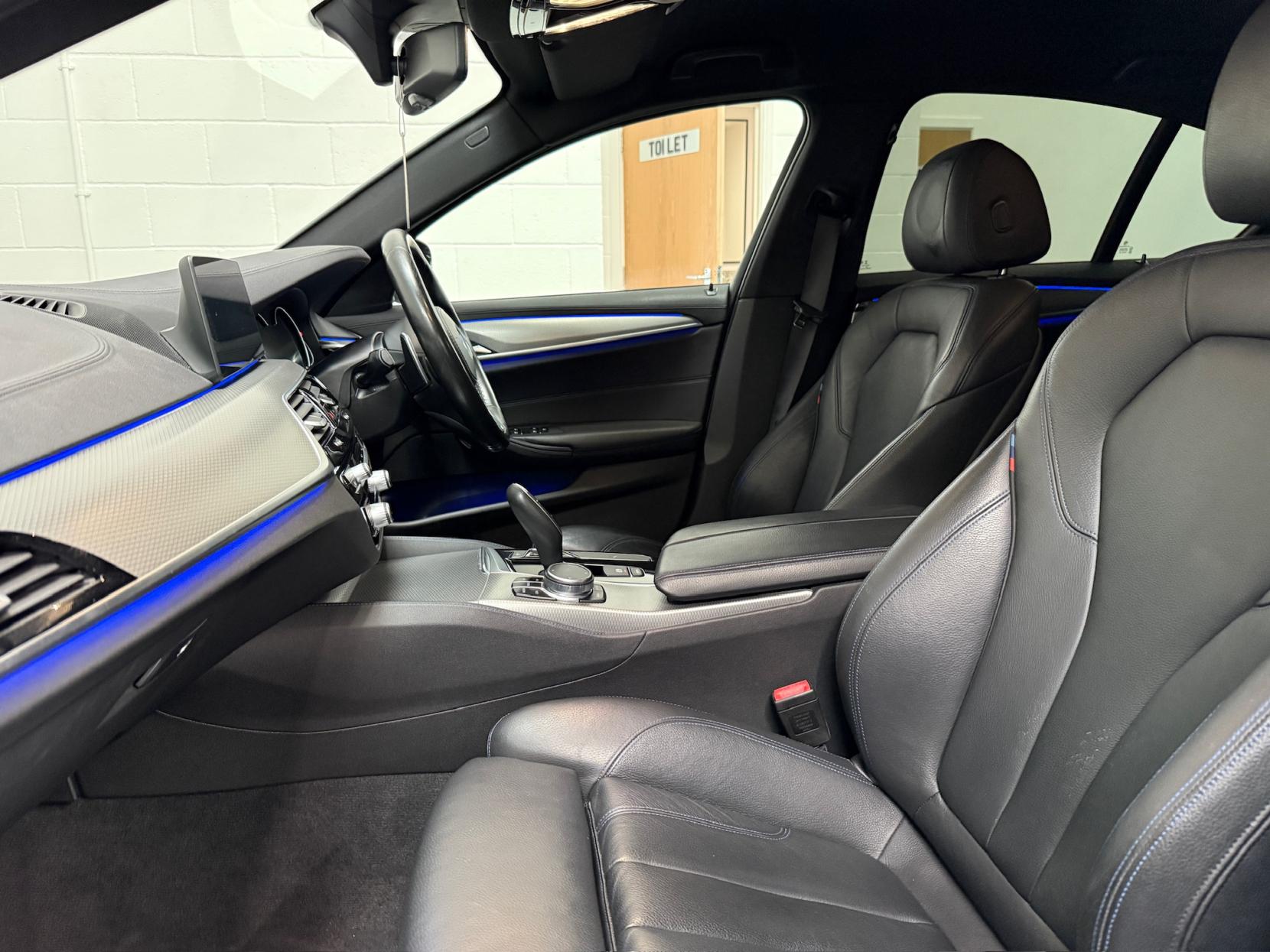 BMW 5 Series 2.0 520d M Sport Saloon 4dr Diesel Auto xDrive Euro 6 (s/s) (190 ps)