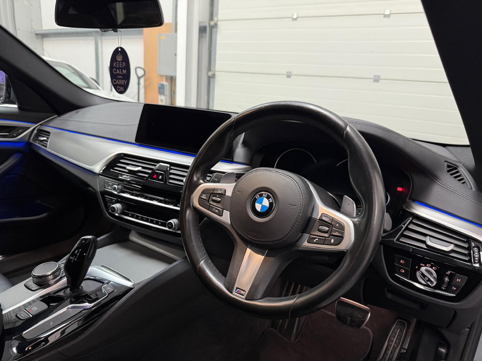 BMW 5 Series 2.0 520d M Sport Saloon 4dr Diesel Auto xDrive Euro 6 (s/s) (190 ps)