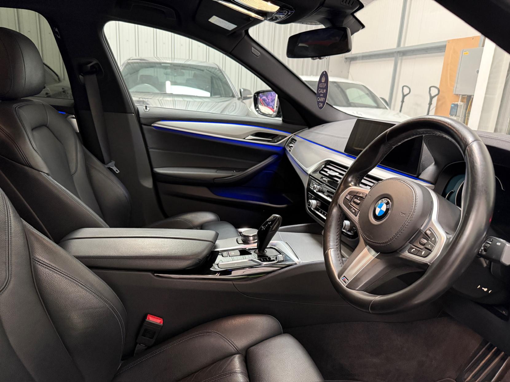 BMW 5 Series 2.0 520d M Sport Saloon 4dr Diesel Auto xDrive Euro 6 (s/s) (190 ps)