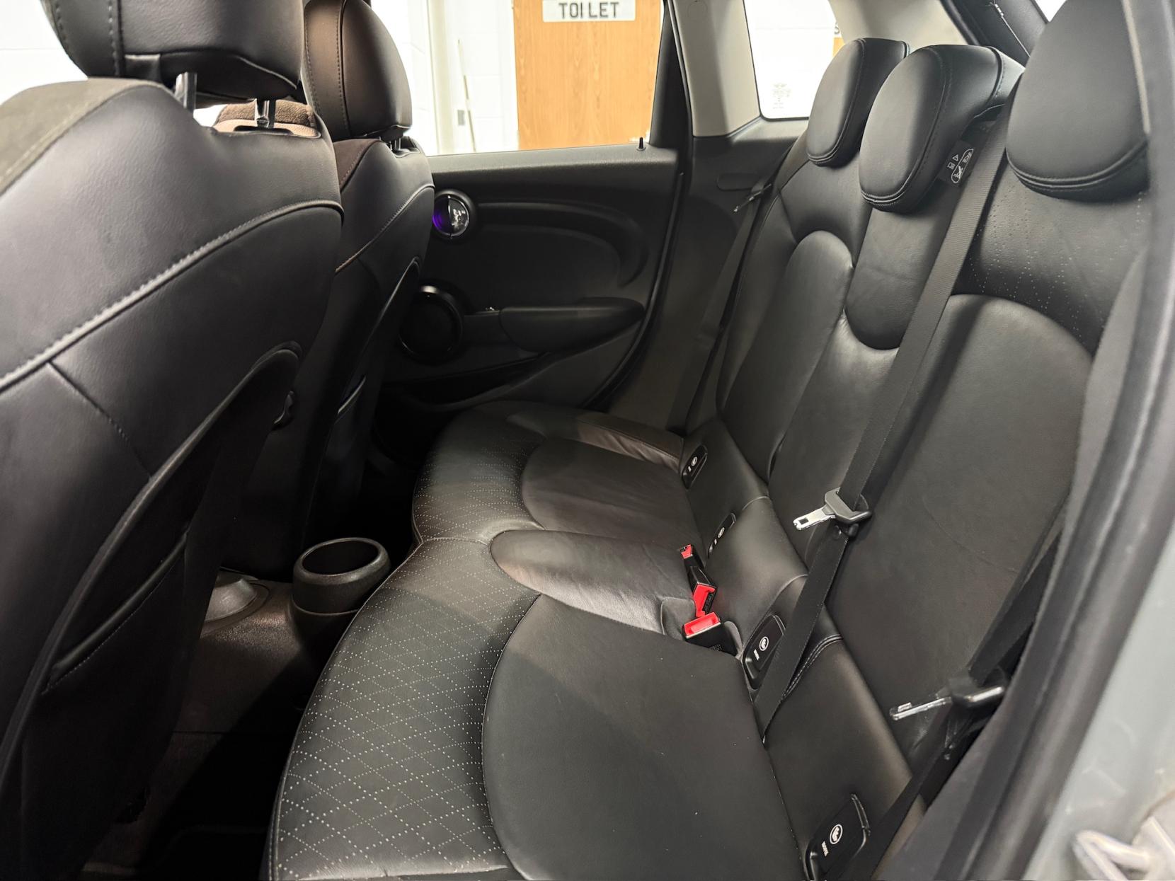 MINI Hatch 1.5 Cooper Hatchback 5dr Petrol Manual Euro 6 (s/s) (136 ps)