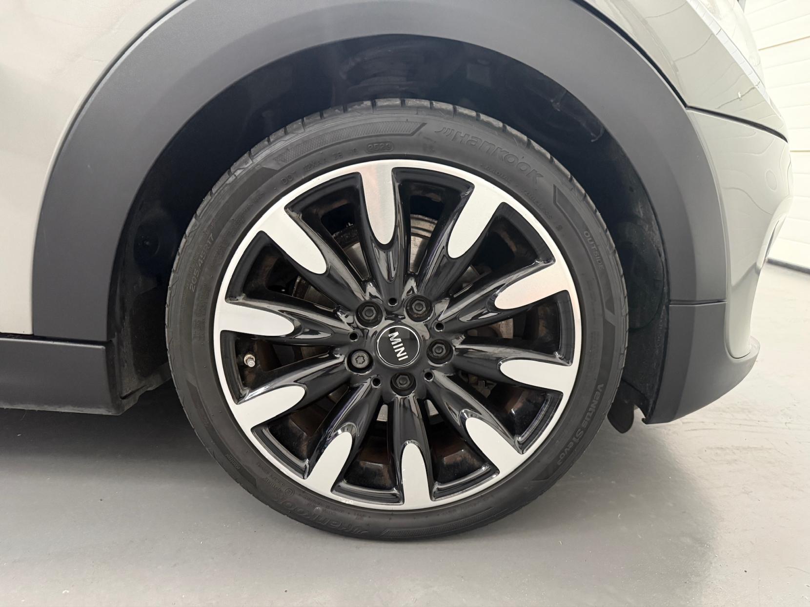 MINI Hatch 1.5 Cooper Hatchback 5dr Petrol Manual Euro 6 (s/s) (136 ps)