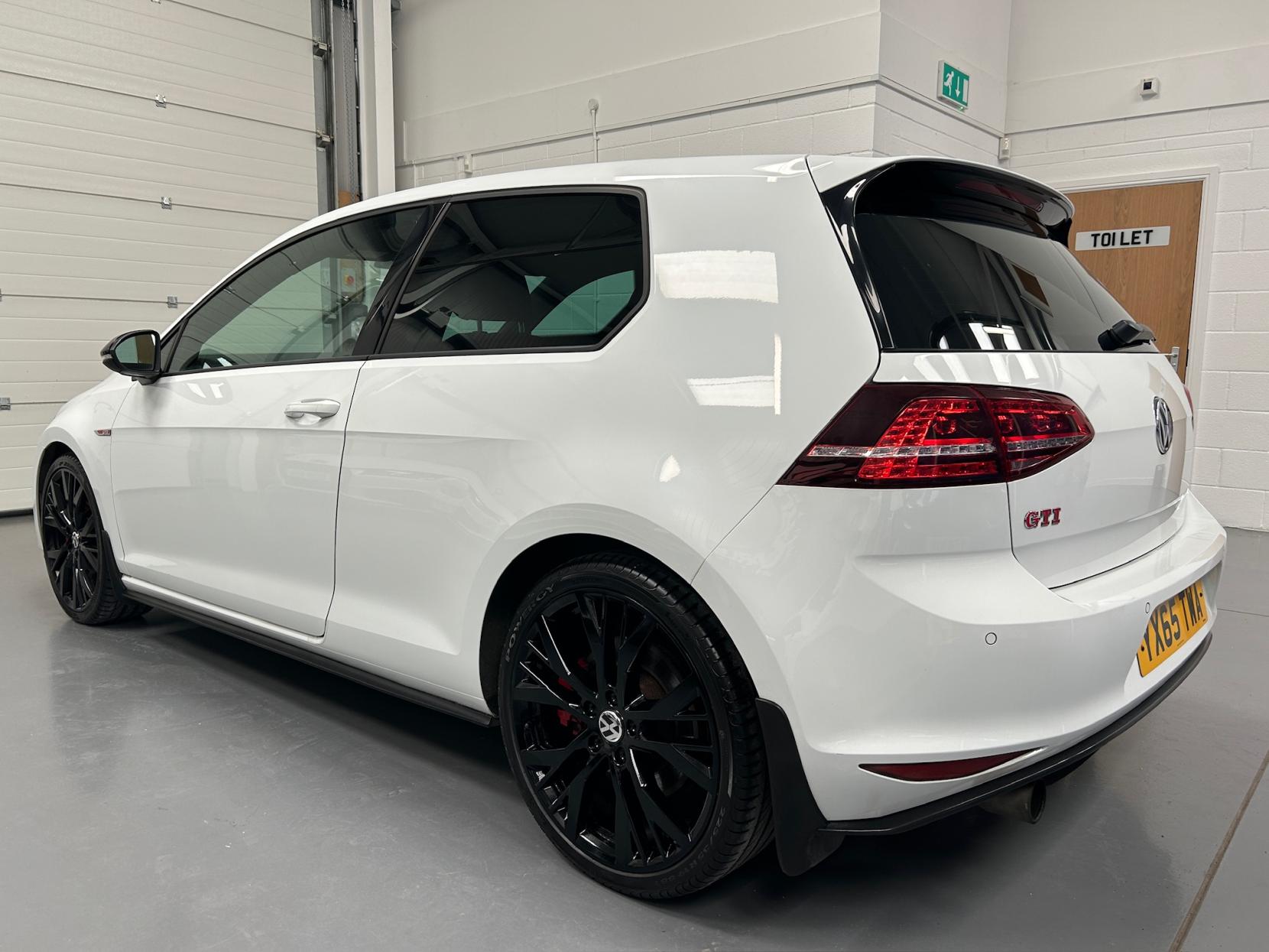 Volkswagen Golf 2.0 TSI BlueMotion Tech GTI Performance Hatchback 3dr Petrol Manual Euro 6 (s/s) (230 ps)