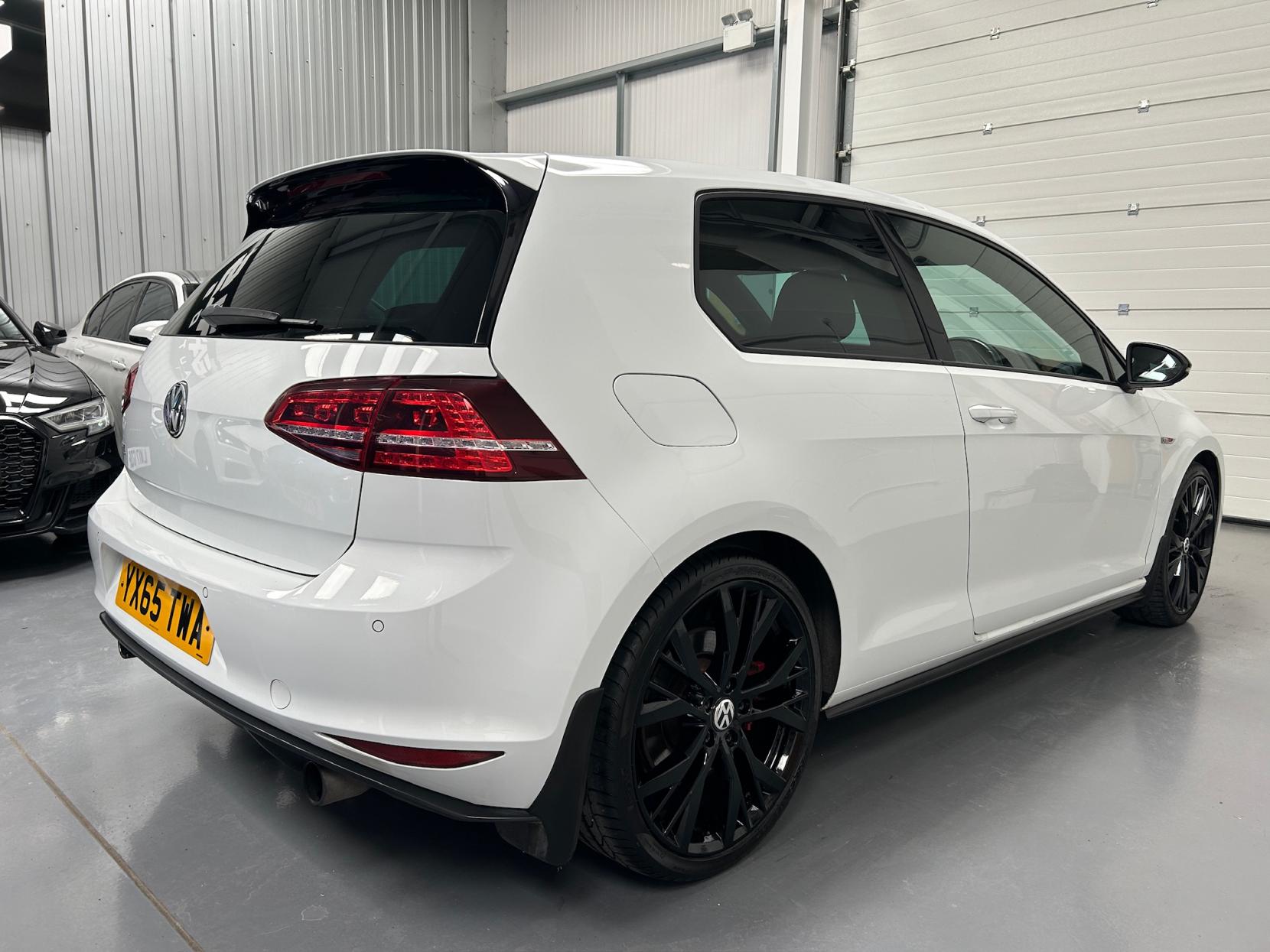 Volkswagen Golf 2.0 TSI BlueMotion Tech GTI Performance Hatchback 3dr Petrol Manual Euro 6 (s/s) (230 ps)
