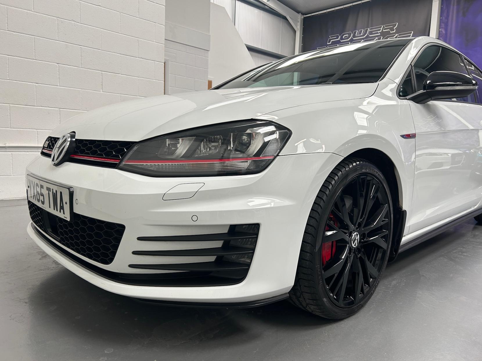 Volkswagen Golf 2.0 TSI BlueMotion Tech GTI Performance Hatchback 3dr Petrol Manual Euro 6 (s/s) (230 ps)