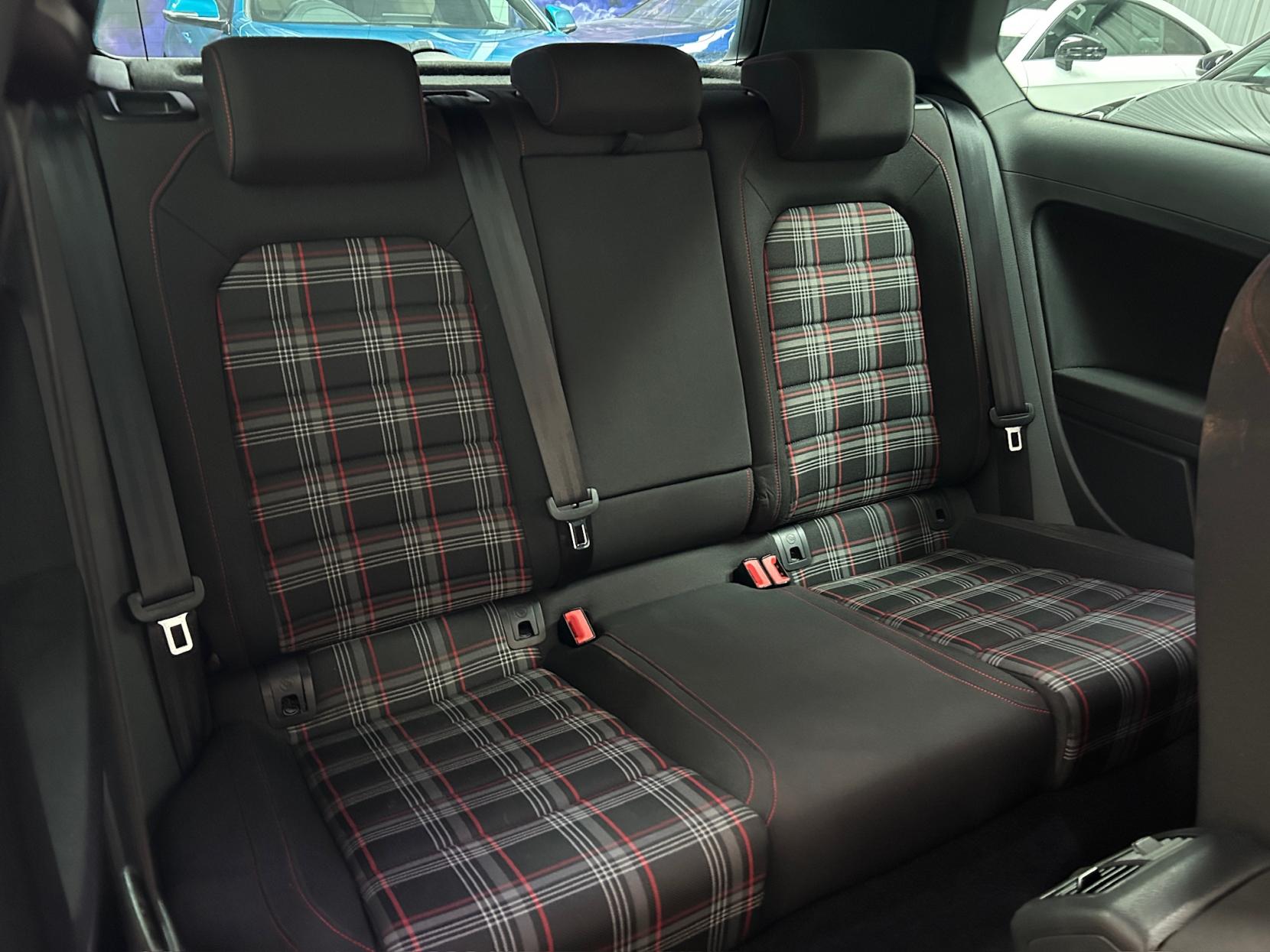 Volkswagen Golf 2.0 TSI BlueMotion Tech GTI Performance Hatchback 3dr Petrol Manual Euro 6 (s/s) (230 ps)