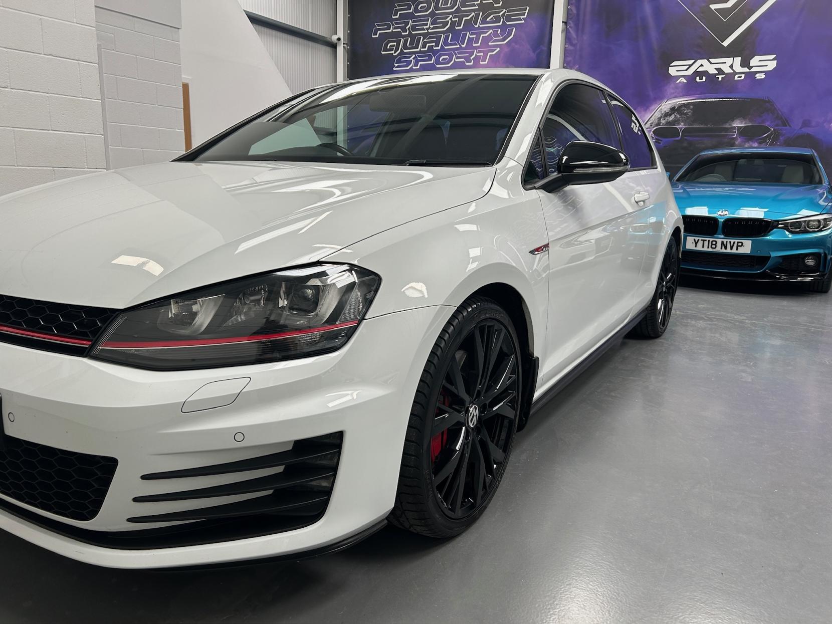 Volkswagen Golf 2.0 TSI BlueMotion Tech GTI Performance Hatchback 3dr Petrol Manual Euro 6 (s/s) (230 ps)