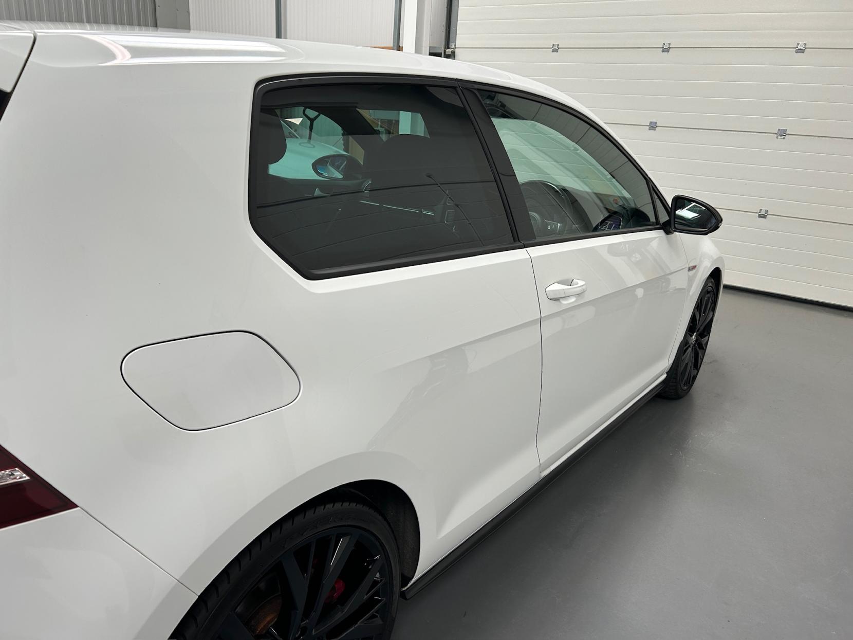 Volkswagen Golf 2.0 TSI BlueMotion Tech GTI Performance Hatchback 3dr Petrol Manual Euro 6 (s/s) (230 ps)