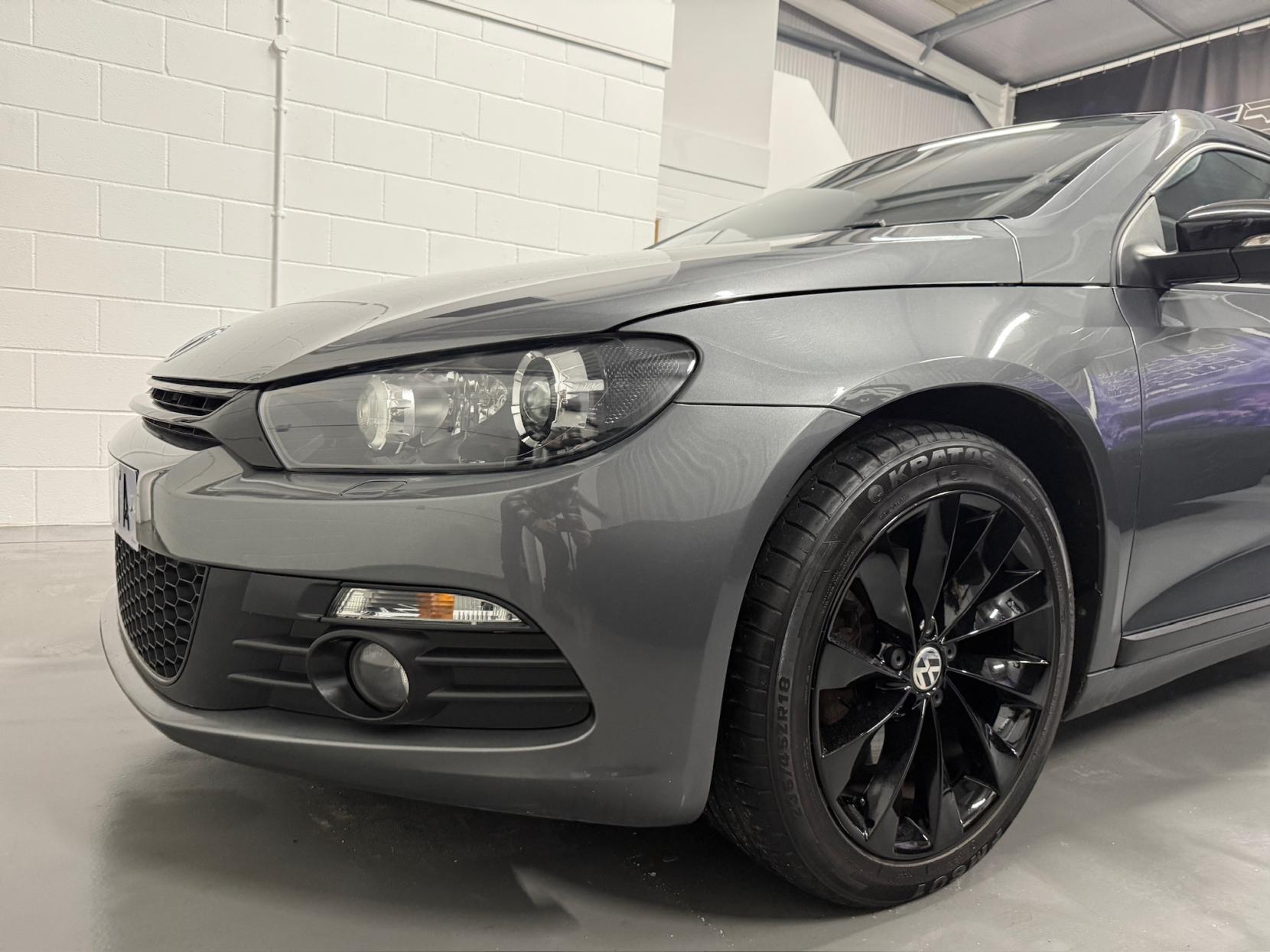 Volkswagen Scirocco 2.0 TSI GT Hatchback 3dr Petrol DSG Euro 5 (Leather, Nav) (210 ps)