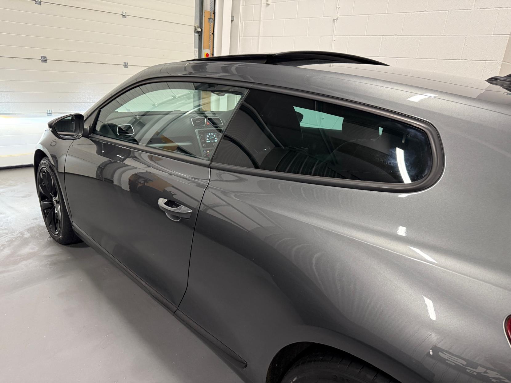 Volkswagen Scirocco 2.0 TSI GT Hatchback 3dr Petrol DSG Euro 5 (Leather, Nav) (210 ps)