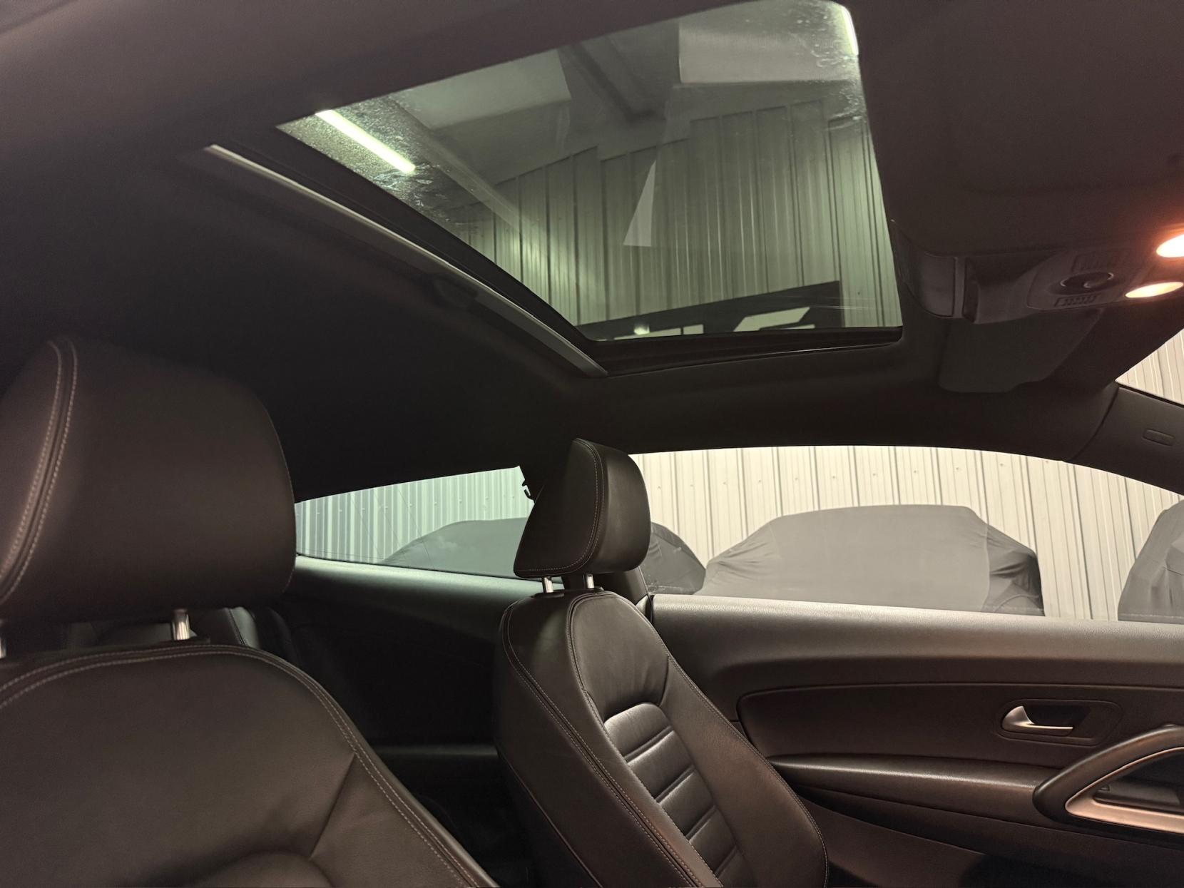 Volkswagen Scirocco 2.0 TSI GT Hatchback 3dr Petrol DSG Euro 5 (Leather, Nav) (210 ps)