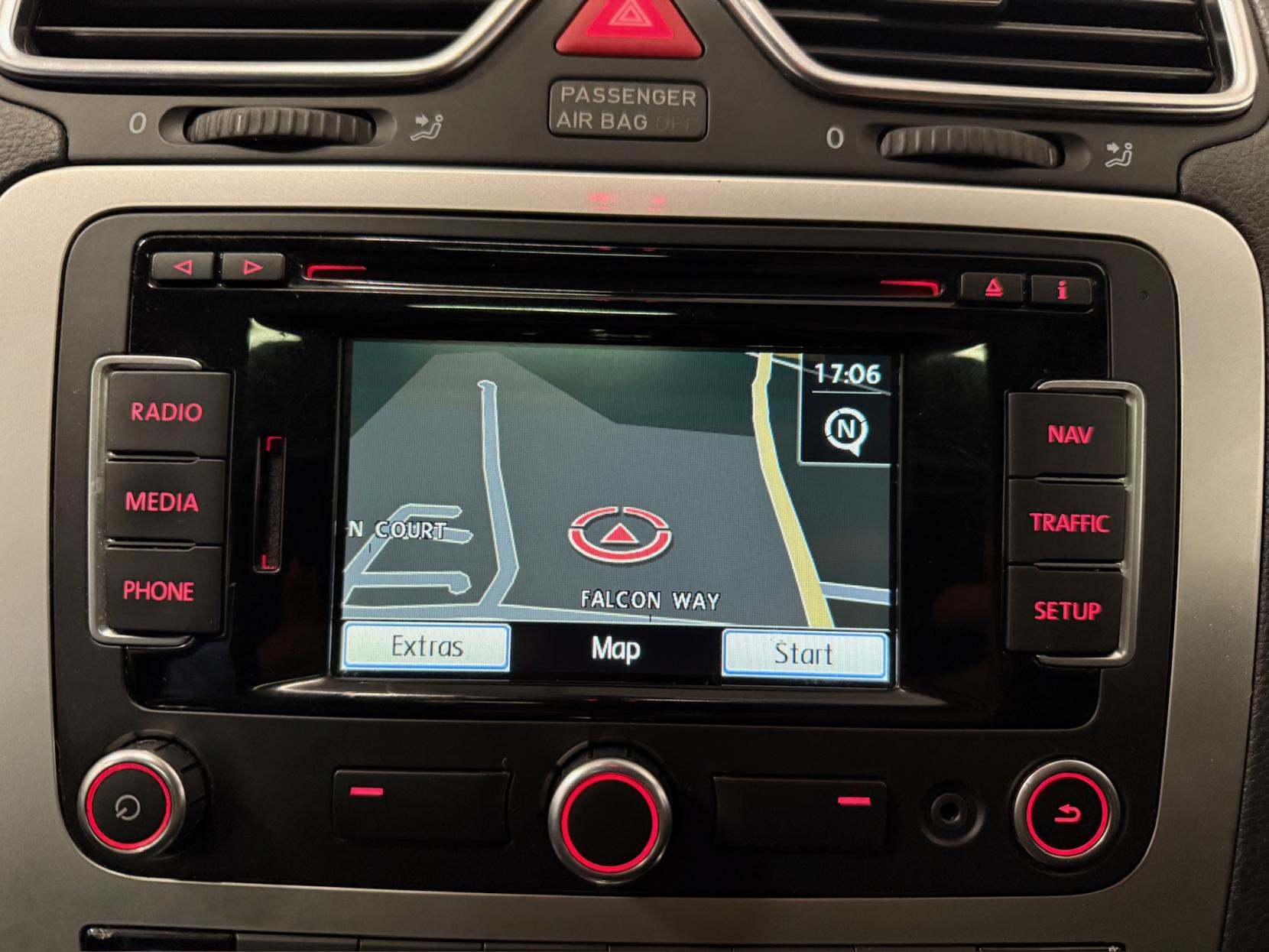 Volkswagen Scirocco 2.0 TSI GT Hatchback 3dr Petrol DSG Euro 5 (Leather, Nav) (210 ps)