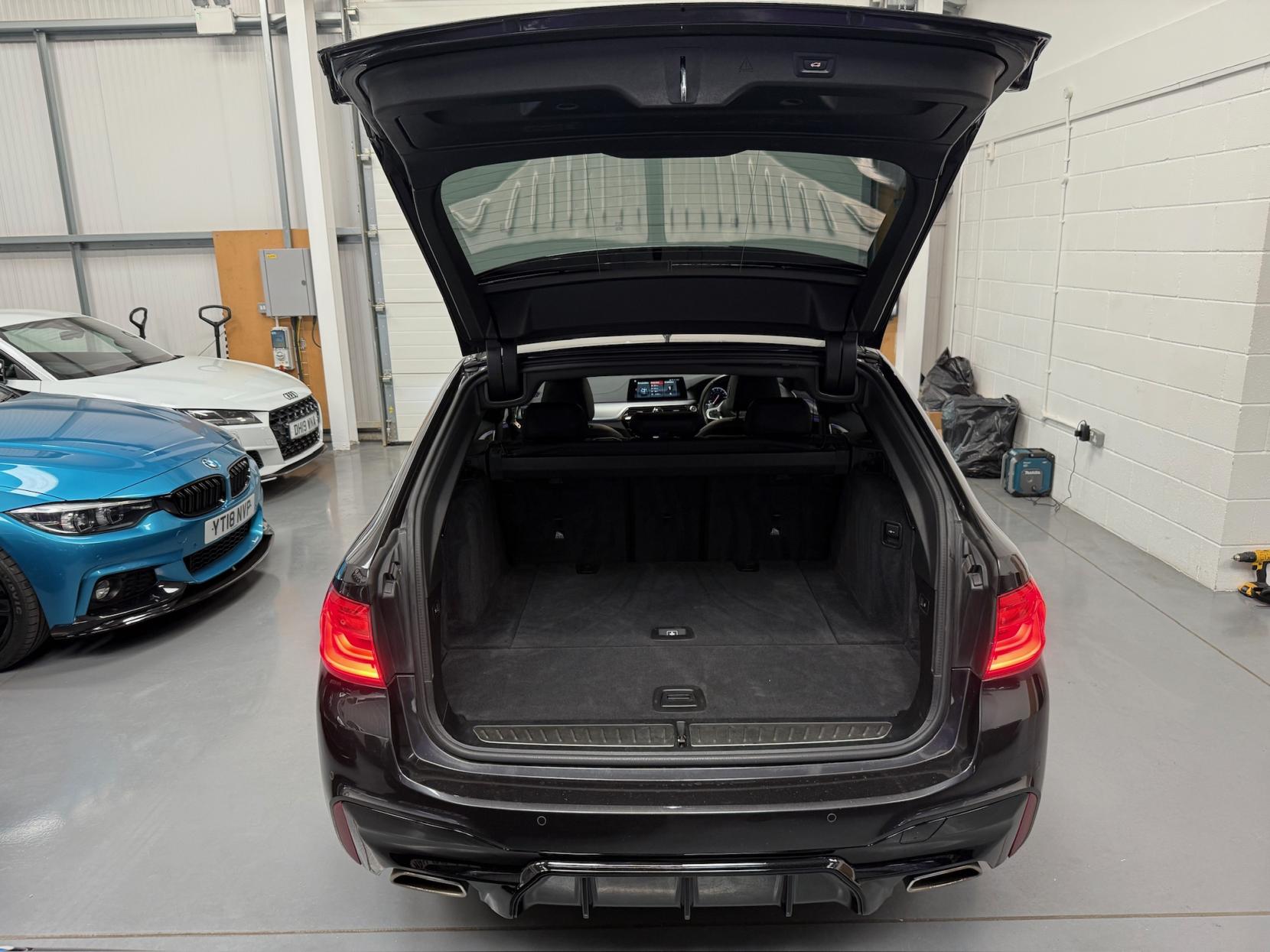 BMW 5 Series 2.0 520d M Sport Touring 5dr Diesel Auto Euro 6 (s/s) (190 ps)