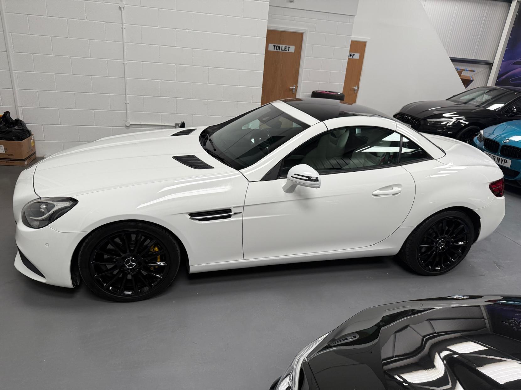 Mercedes-Benz SLC 2.1 SLC250d AMG Line Convertible 2dr Diesel G-Tronic Euro 6 (s/s) (204 ps)