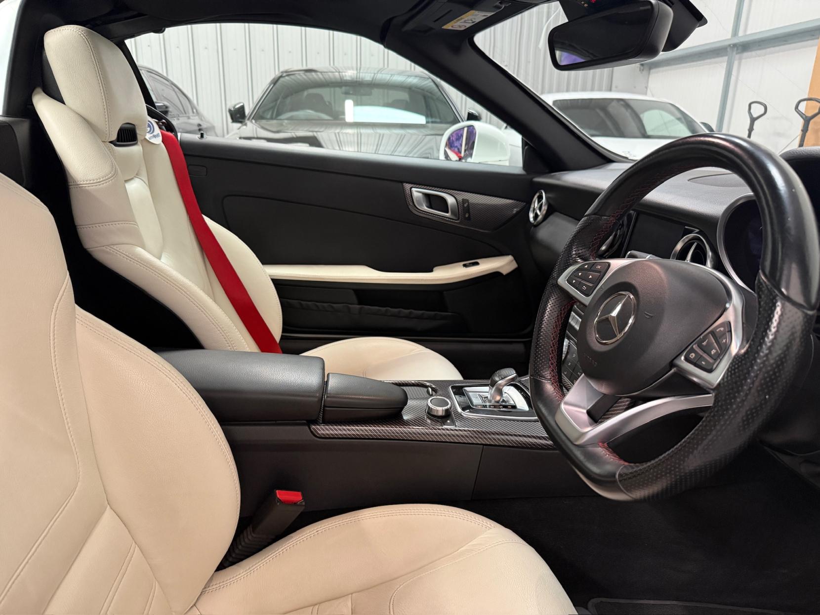 Mercedes-Benz SLC 2.1 SLC250d AMG Line Convertible 2dr Diesel G-Tronic Euro 6 (s/s) (204 ps)