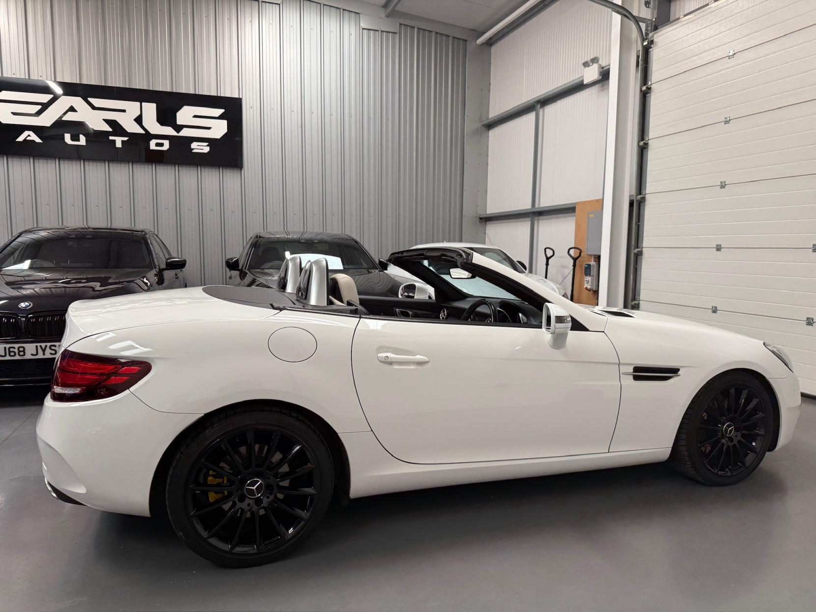 Mercedes-Benz SLC 2.1 SLC250d AMG Line Convertible 2dr Diesel G-Tronic Euro 6 (s/s) (204 ps)