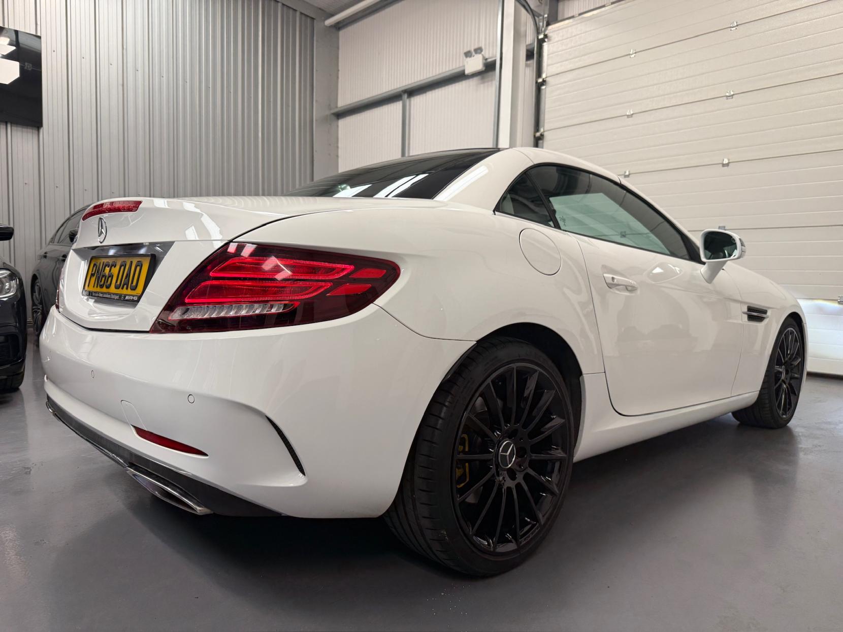 Mercedes-Benz SLC 2.1 SLC250d AMG Line Convertible 2dr Diesel G-Tronic Euro 6 (s/s) (204 ps)