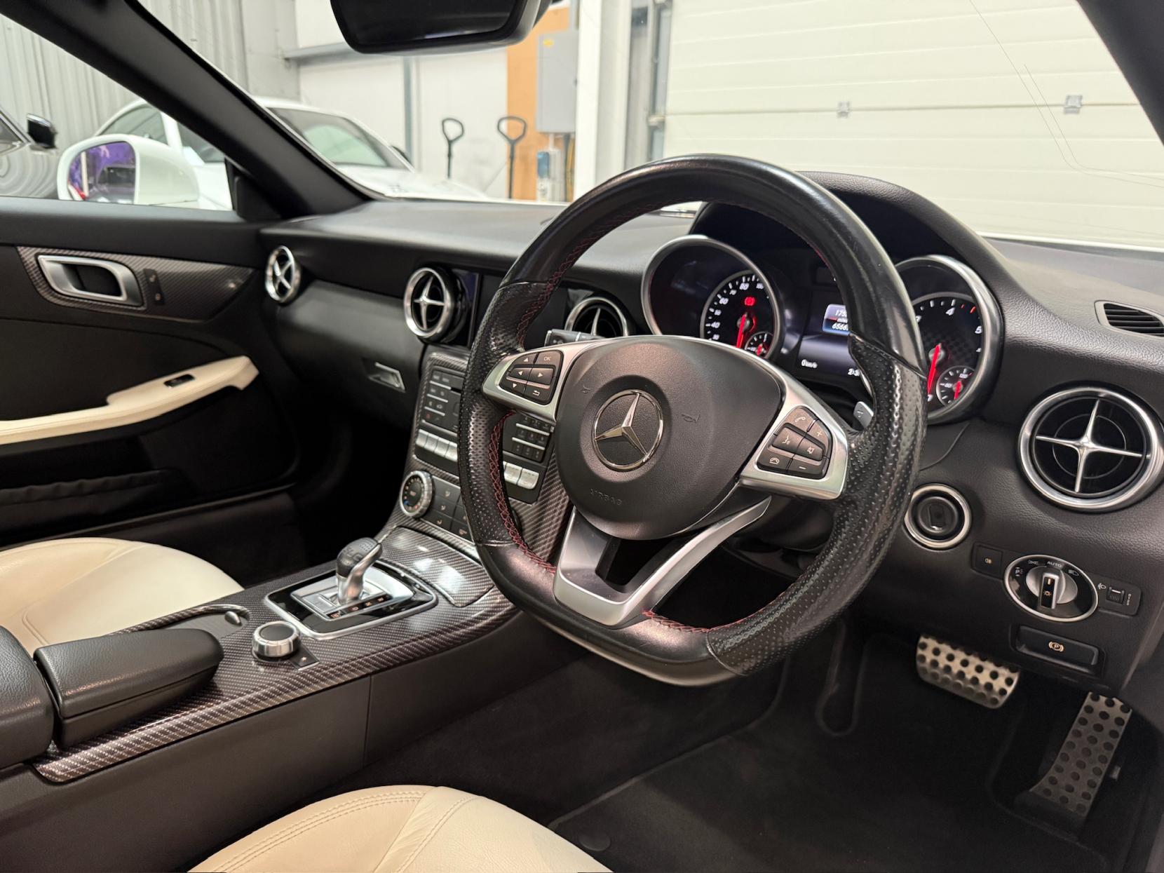 Mercedes-Benz SLC 2.1 SLC250d AMG Line Convertible 2dr Diesel G-Tronic Euro 6 (s/s) (204 ps)
