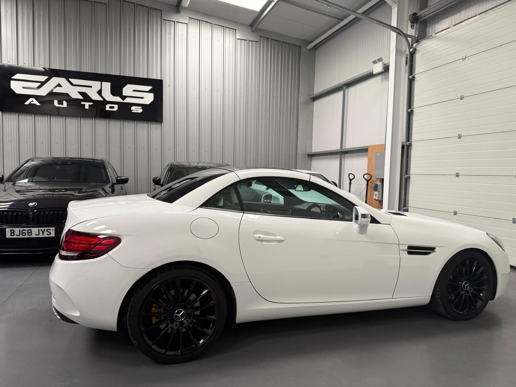 Mercedes-Benz SLC 2.1 SLC250d AMG Line Convertible 2dr Diesel G-Tronic Euro 6 (s/s) (204 ps)