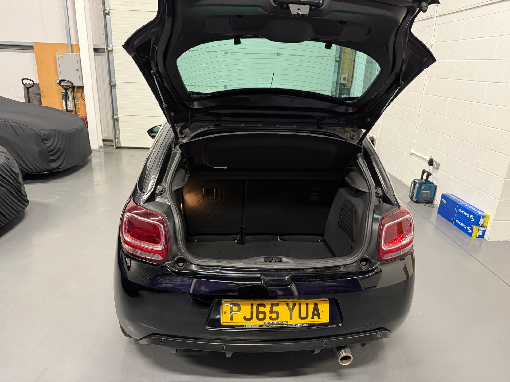 DS AUTOMOBILES DS 3 1.6 BlueHDi DStyle Nav Hatchback 3dr Diesel Manual Euro 6 (s/s) (100 ps)