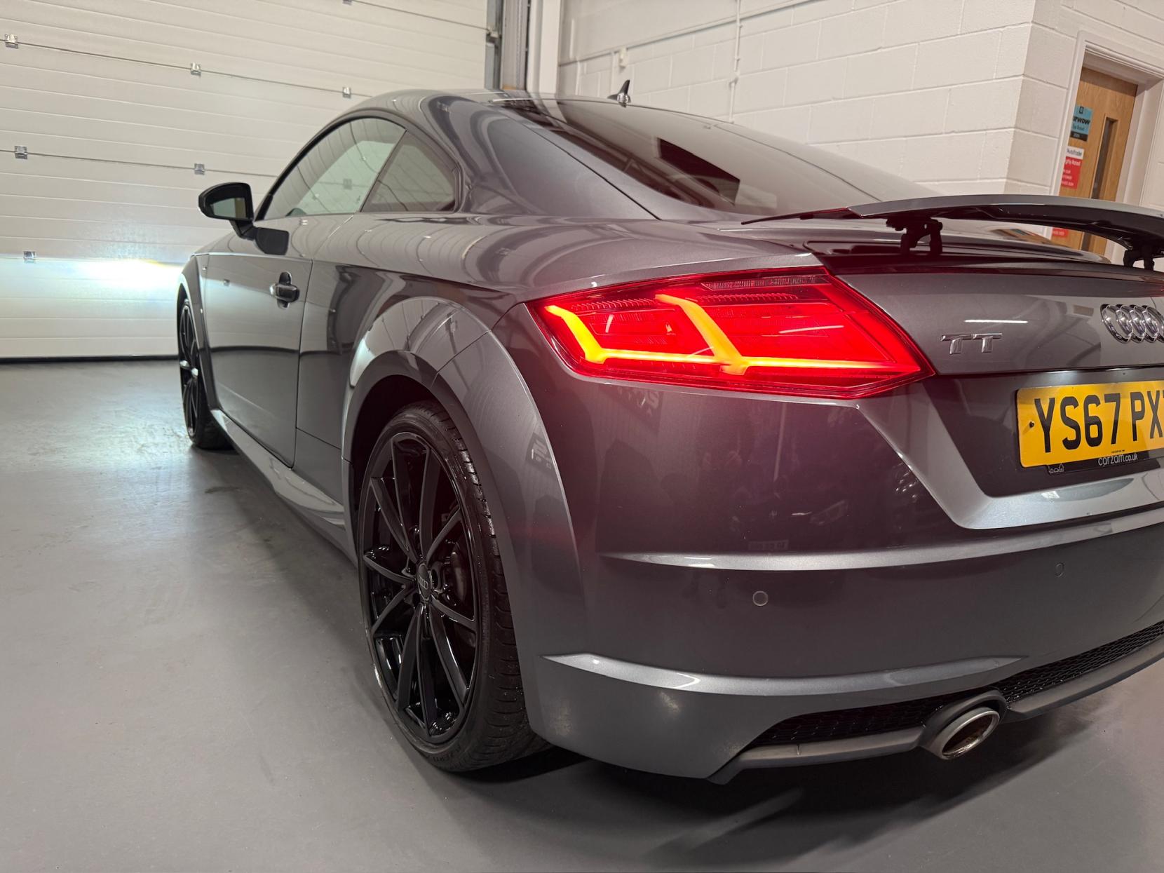 Audi TT 2.0 TDI Black Edition Coupe 3dr Diesel S Tronic quattro Euro 6 (s/s) (184 ps)