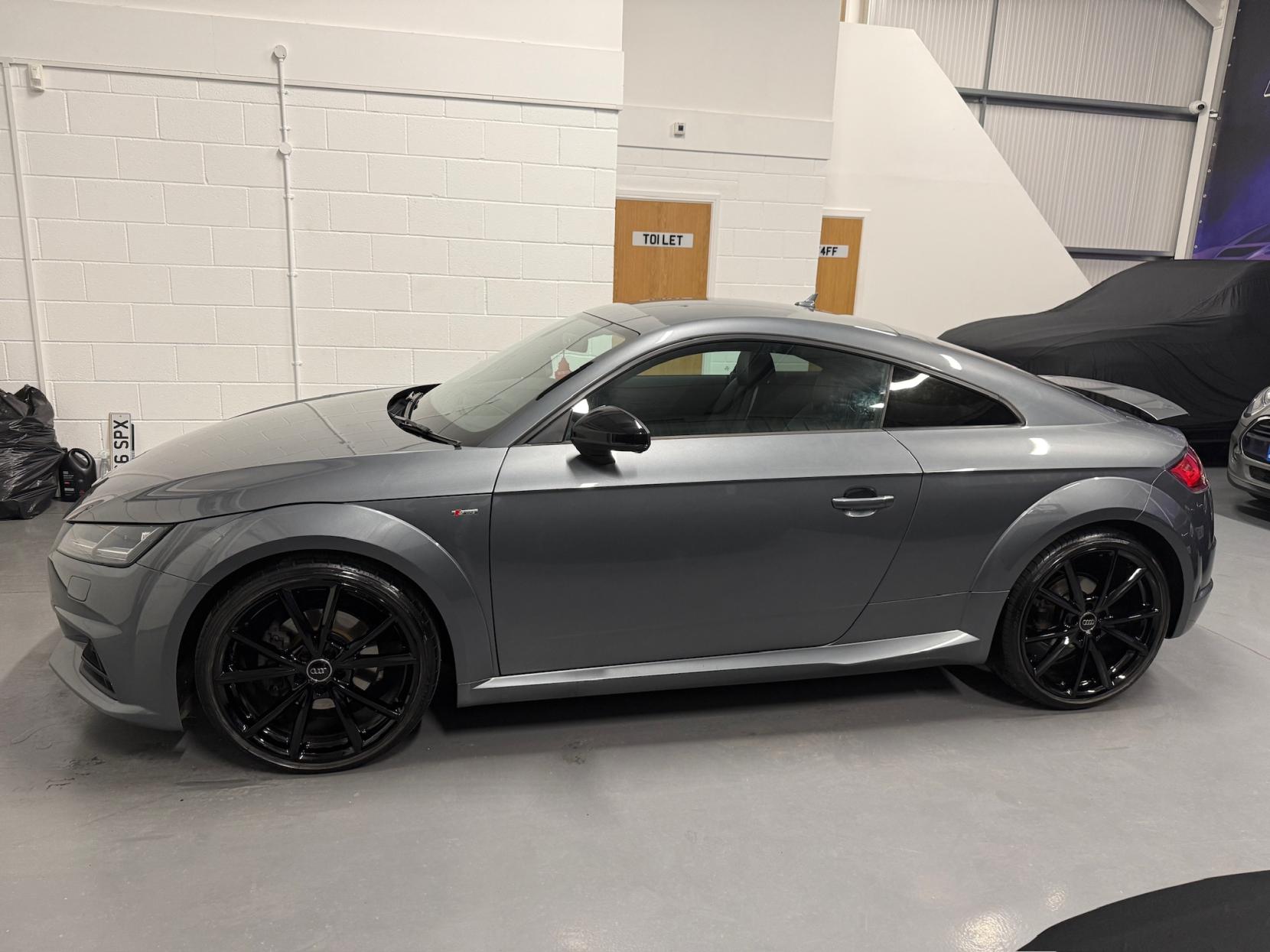 Audi TT 2.0 TDI Black Edition Coupe 3dr Diesel S Tronic quattro Euro 6 (s/s) (184 ps)