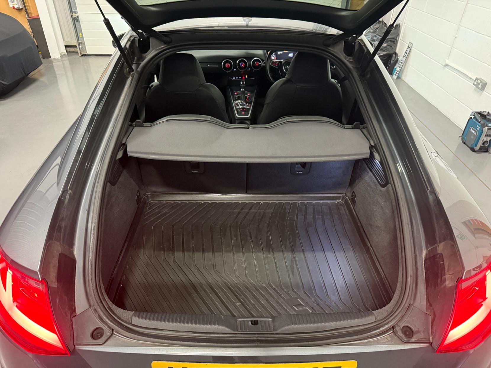 Audi TT 2.0 TDI Black Edition Coupe 3dr Diesel S Tronic quattro Euro 6 (s/s) (184 ps)