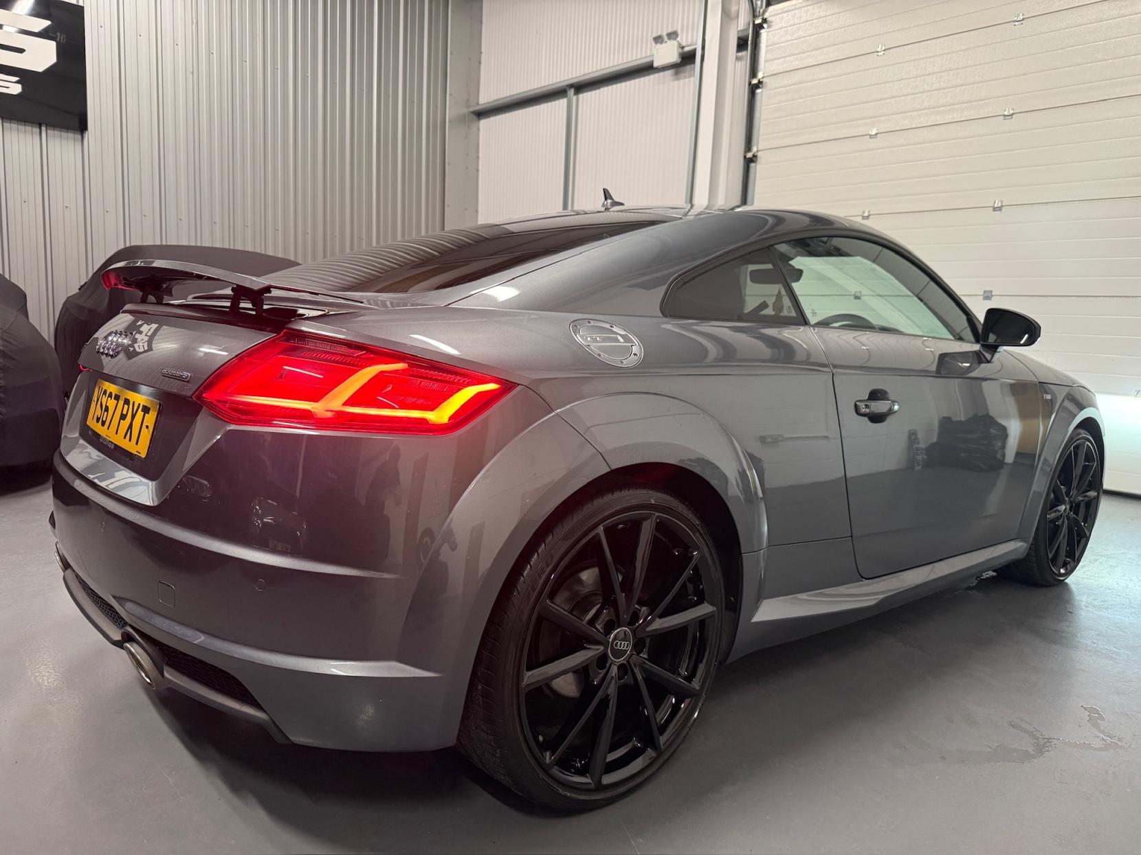 Audi TT 2.0 TDI Black Edition Coupe 3dr Diesel S Tronic quattro Euro 6 (s/s) (184 ps)