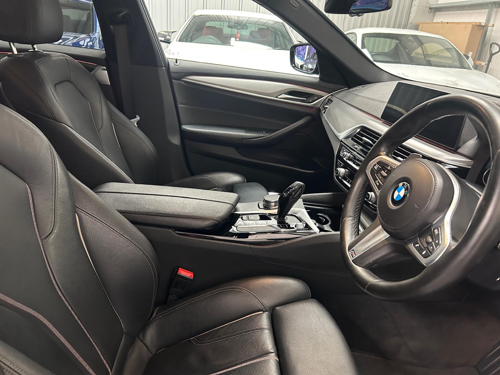 BMW 5 Series 2.0 520d M Sport Saloon 4dr Diesel Auto Euro 6 (s/s) (190 ps)