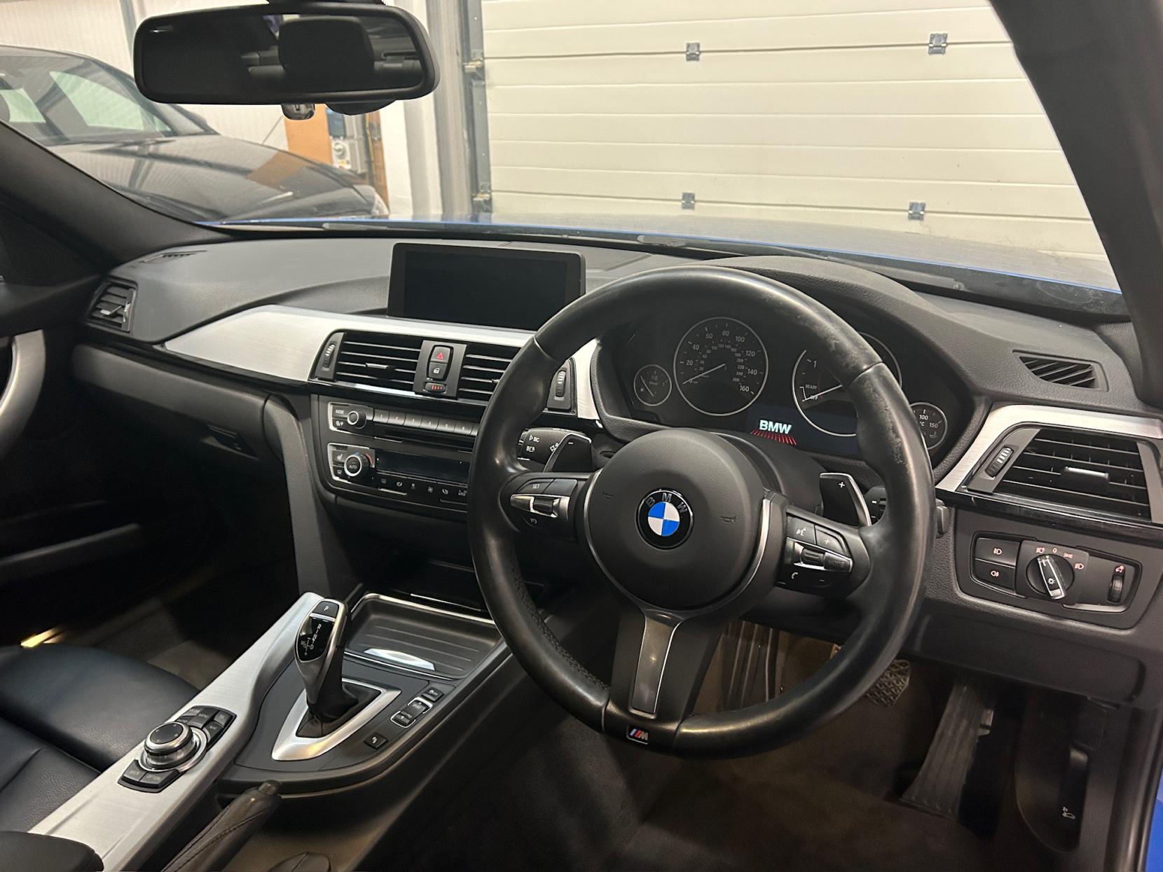 BMW 3 Series 2.0 320d M Sport Saloon 4dr Diesel Auto Euro 5 (s/s) (184 ps)