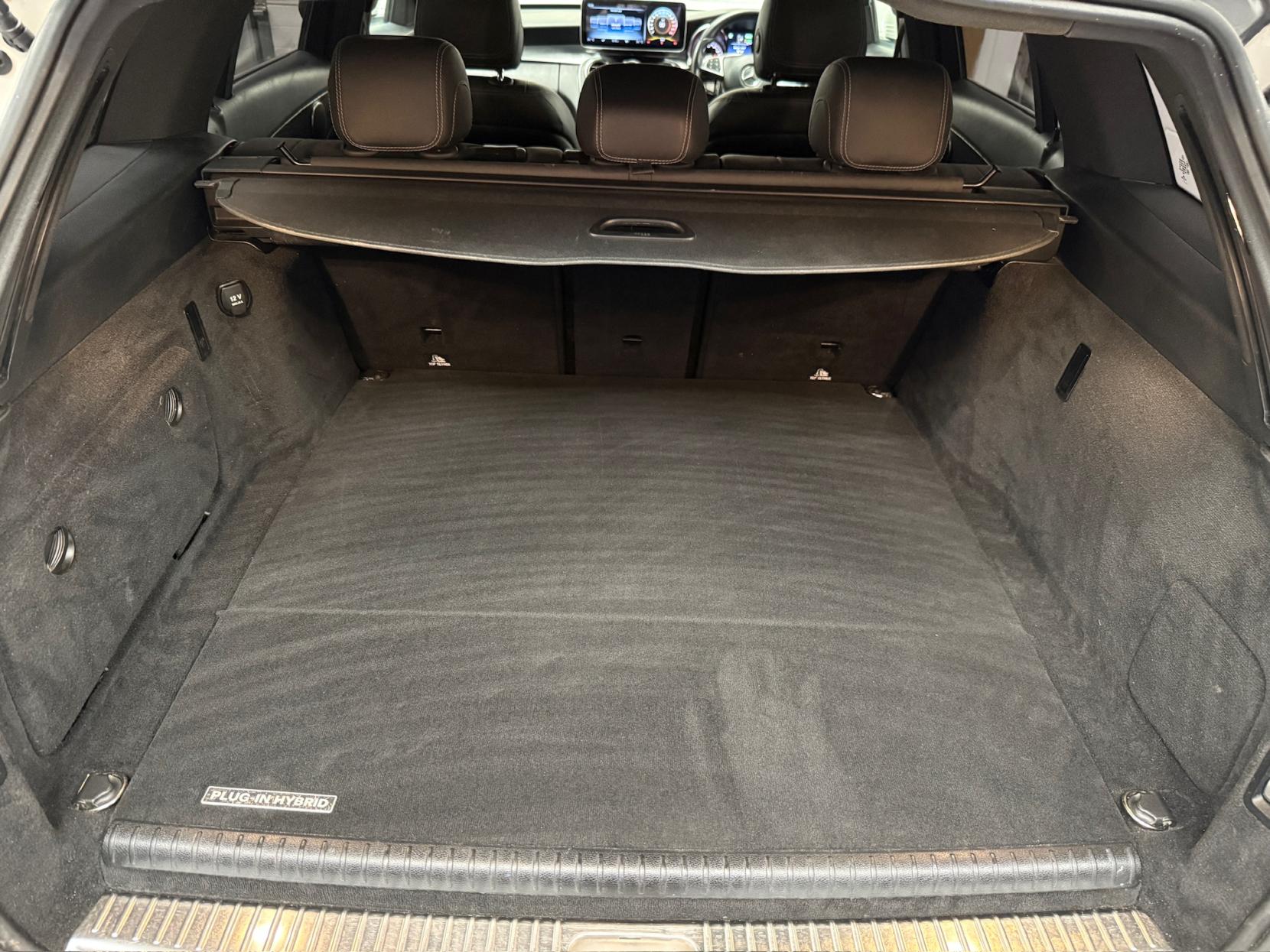 Mercedes-Benz C Class 2.0 C350e 6.4kWh AMG Line Estate 5dr Petrol Plug-in Hybrid G-Tronic+ Euro 6 (s/s) (293 ps)