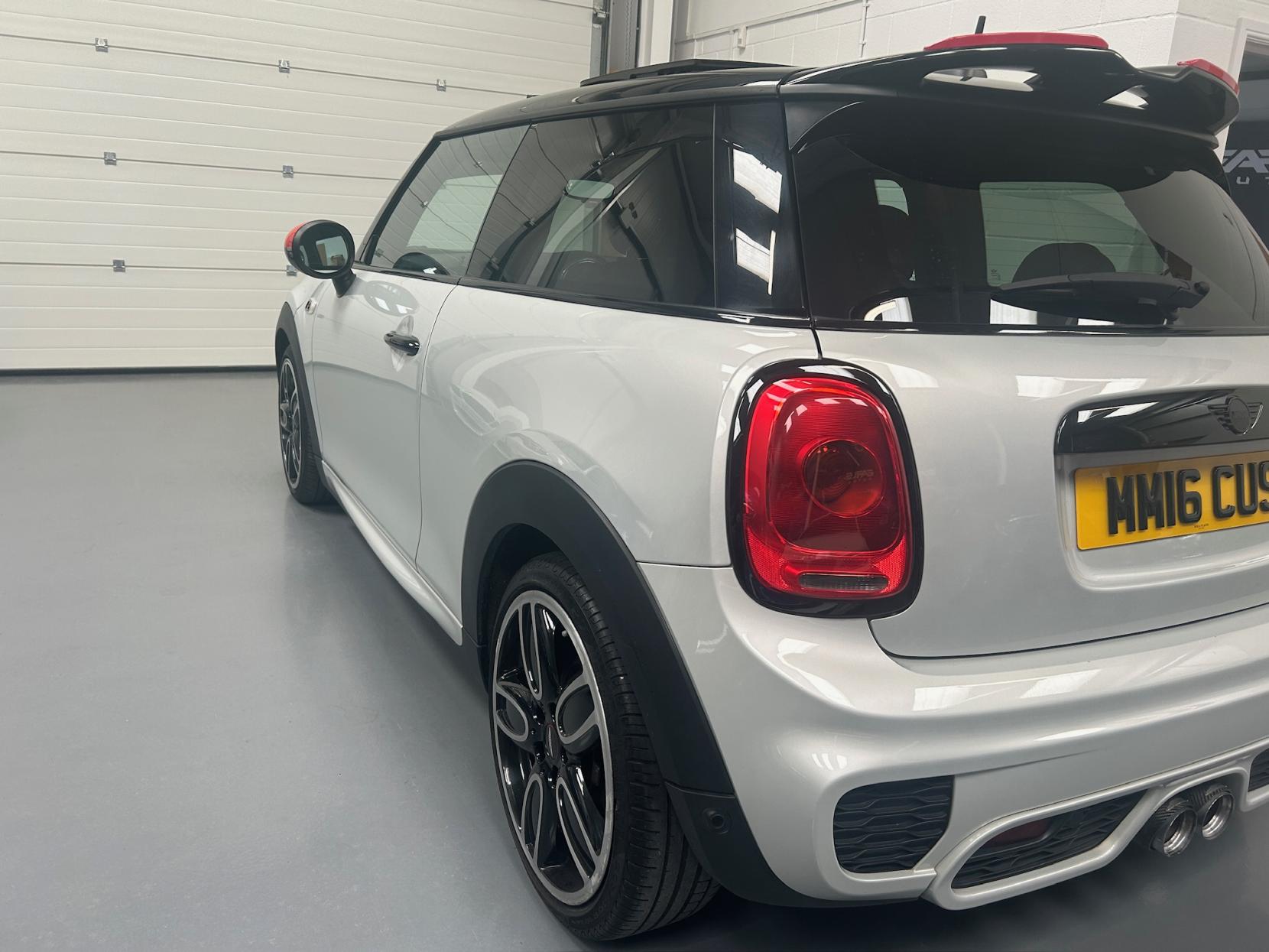 MINI Hatch 2.0 Cooper S Hatchback 3dr Petrol Auto Euro 6 (s/s) (192 ps)