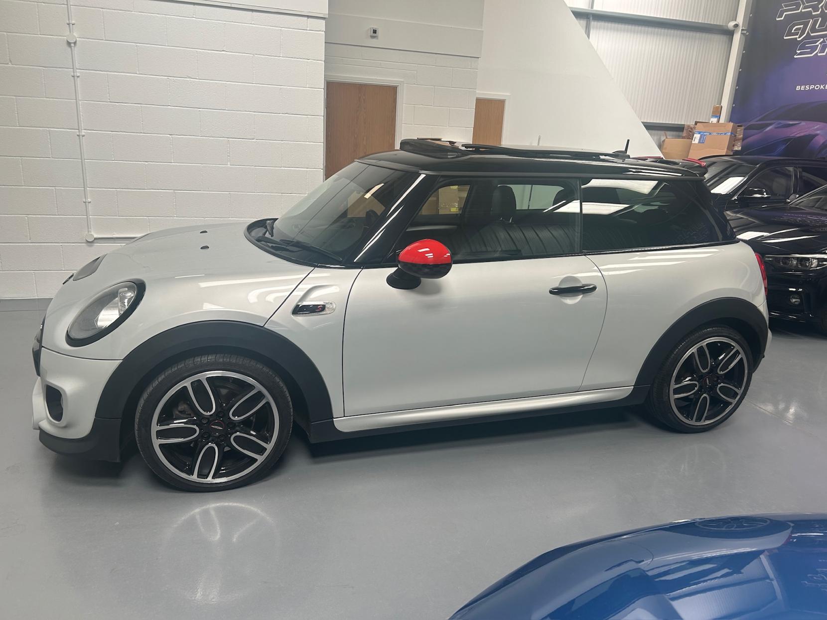 MINI Hatch 2.0 Cooper S Hatchback 3dr Petrol Auto Euro 6 (s/s) (192 ps)