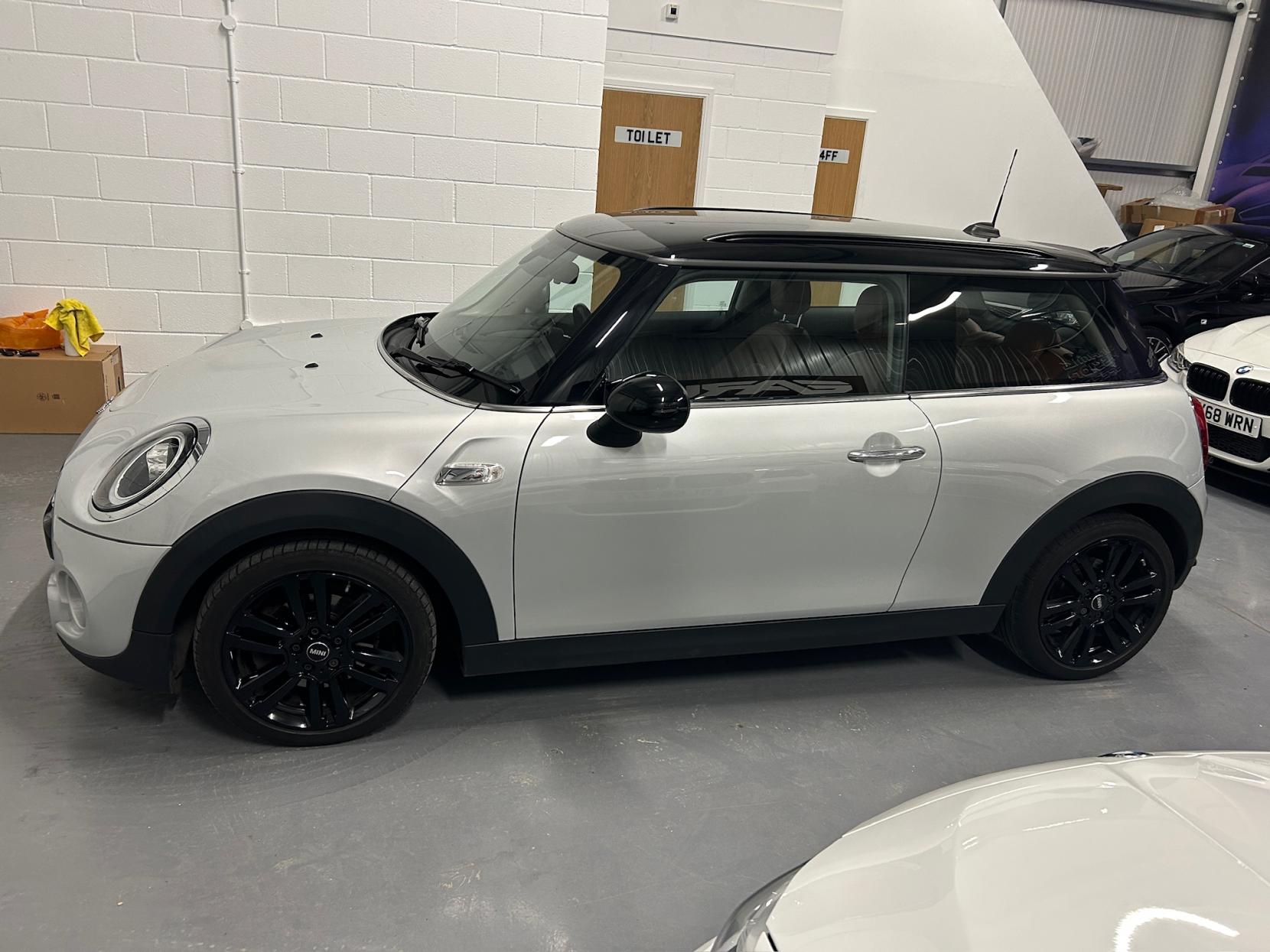 MINI Hatch 2.0 Cooper S Exclusive Hatchback 3dr Petrol Steptronic Euro 6 (s/s) (192 ps)