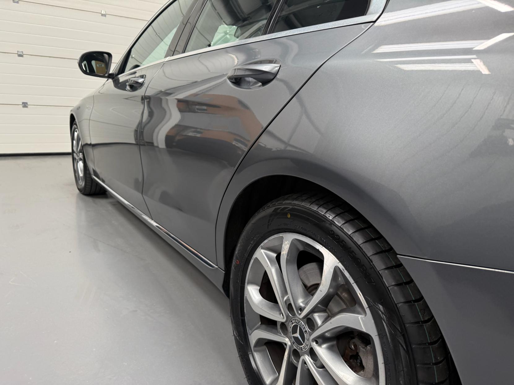 Mercedes-Benz C Class 1.6 C200d Sport Saloon 4dr Diesel G-Tronic+ Euro 6 (s/s) (136 ps)