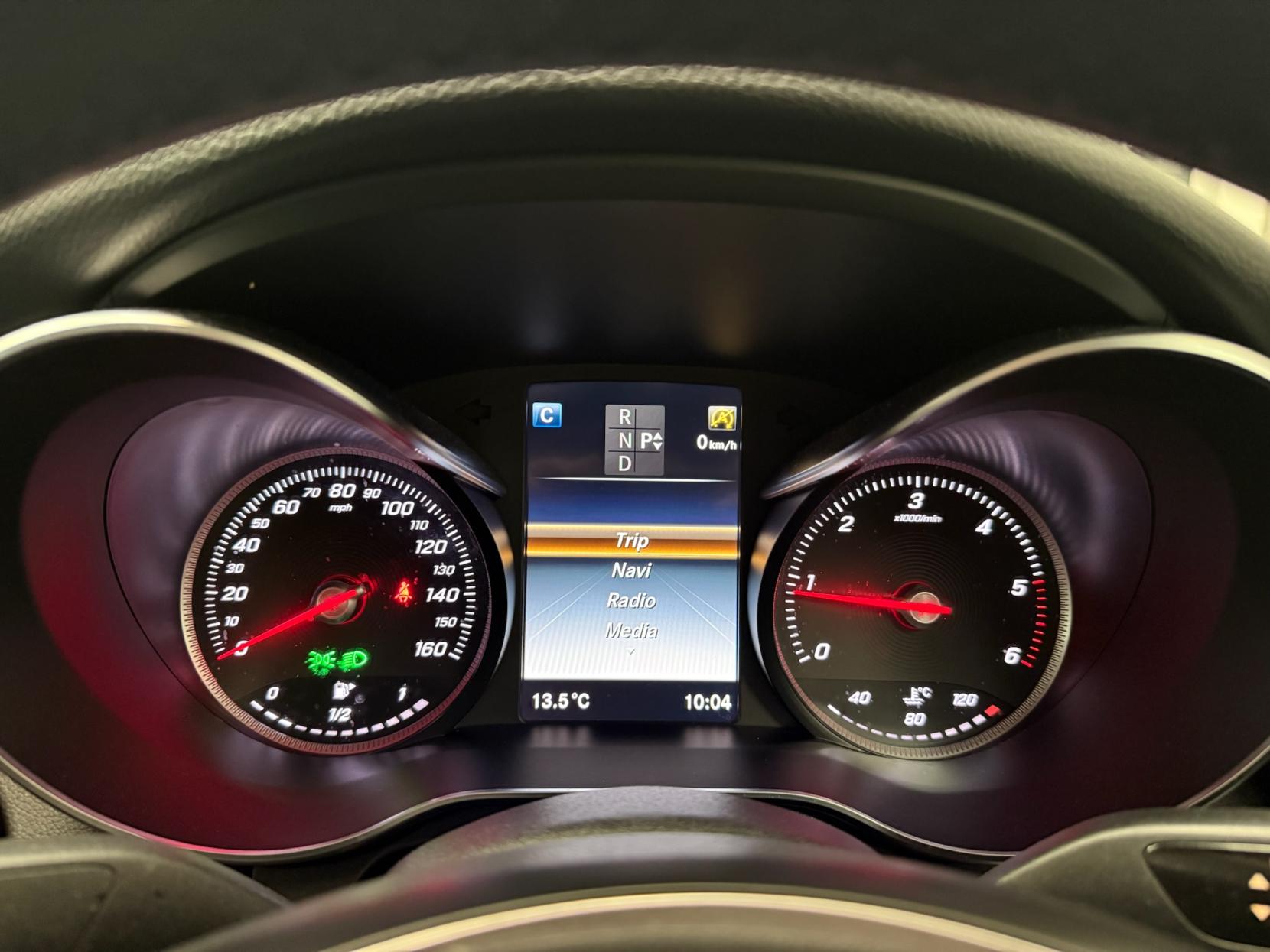 Mercedes-Benz C Class 1.6 C200d Sport Saloon 4dr Diesel G-Tronic+ Euro 6 (s/s) (136 ps)