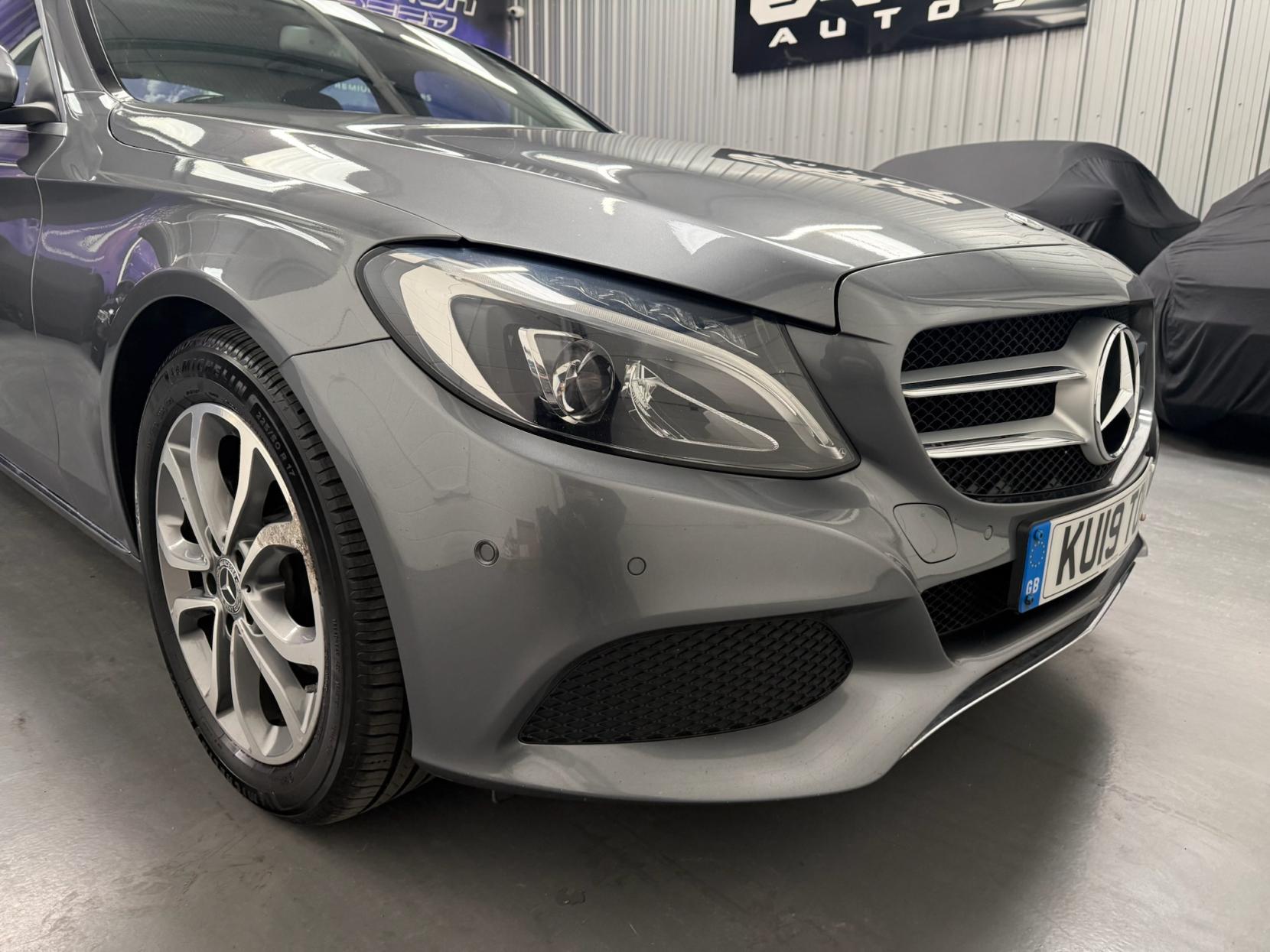 Mercedes-Benz C Class 1.6 C200d Sport Saloon 4dr Diesel G-Tronic+ Euro 6 (s/s) (136 ps)