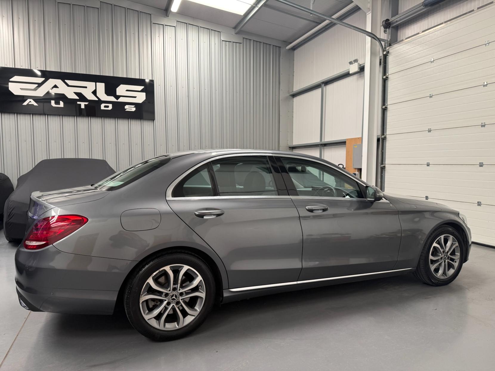 Mercedes-Benz C Class 1.6 C200d Sport Saloon 4dr Diesel G-Tronic+ Euro 6 (s/s) (136 ps)