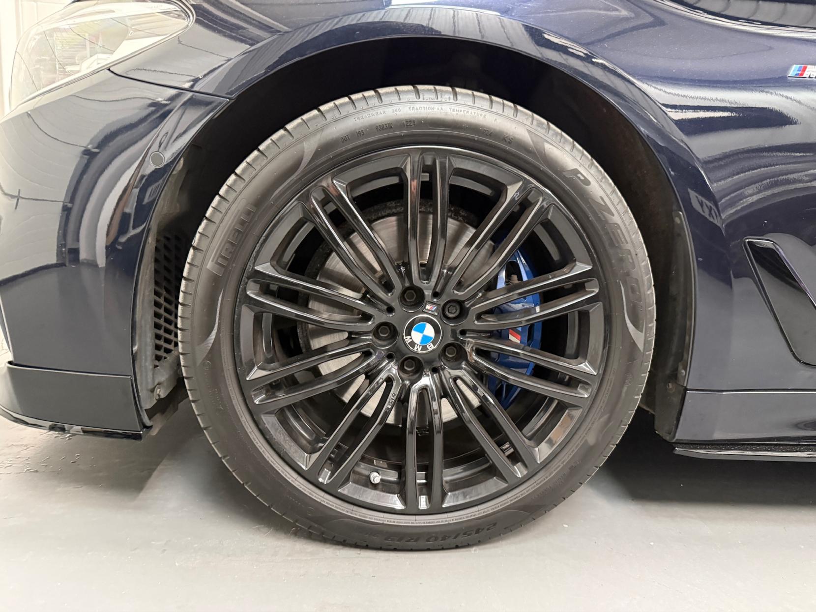 BMW 5 Series 3.0 530d M Sport Saloon 4dr Diesel Auto xDrive Euro 6 (s/s) (265 ps)