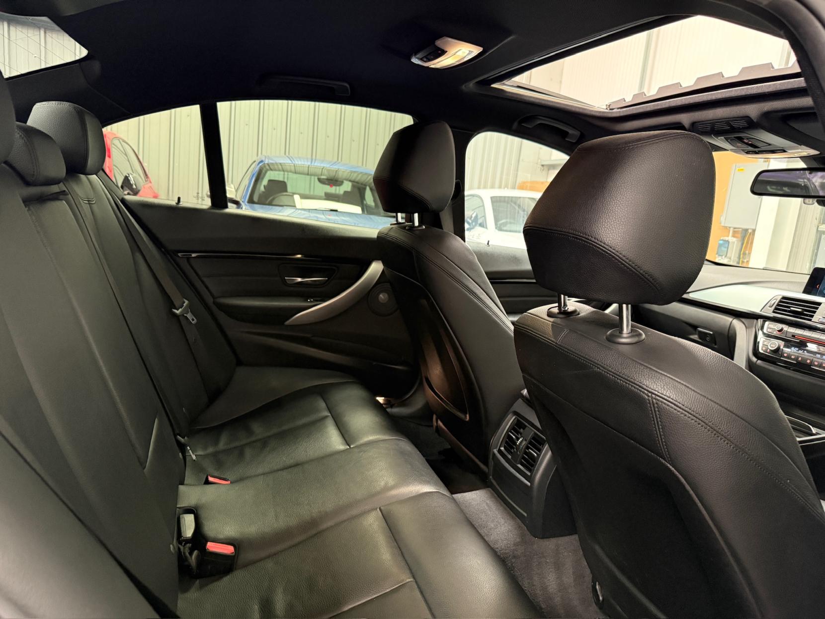 BMW 3 Series 3.0 335d M Sport Saloon 4dr Diesel Auto xDrive Euro 6 (s/s) (313 ps)