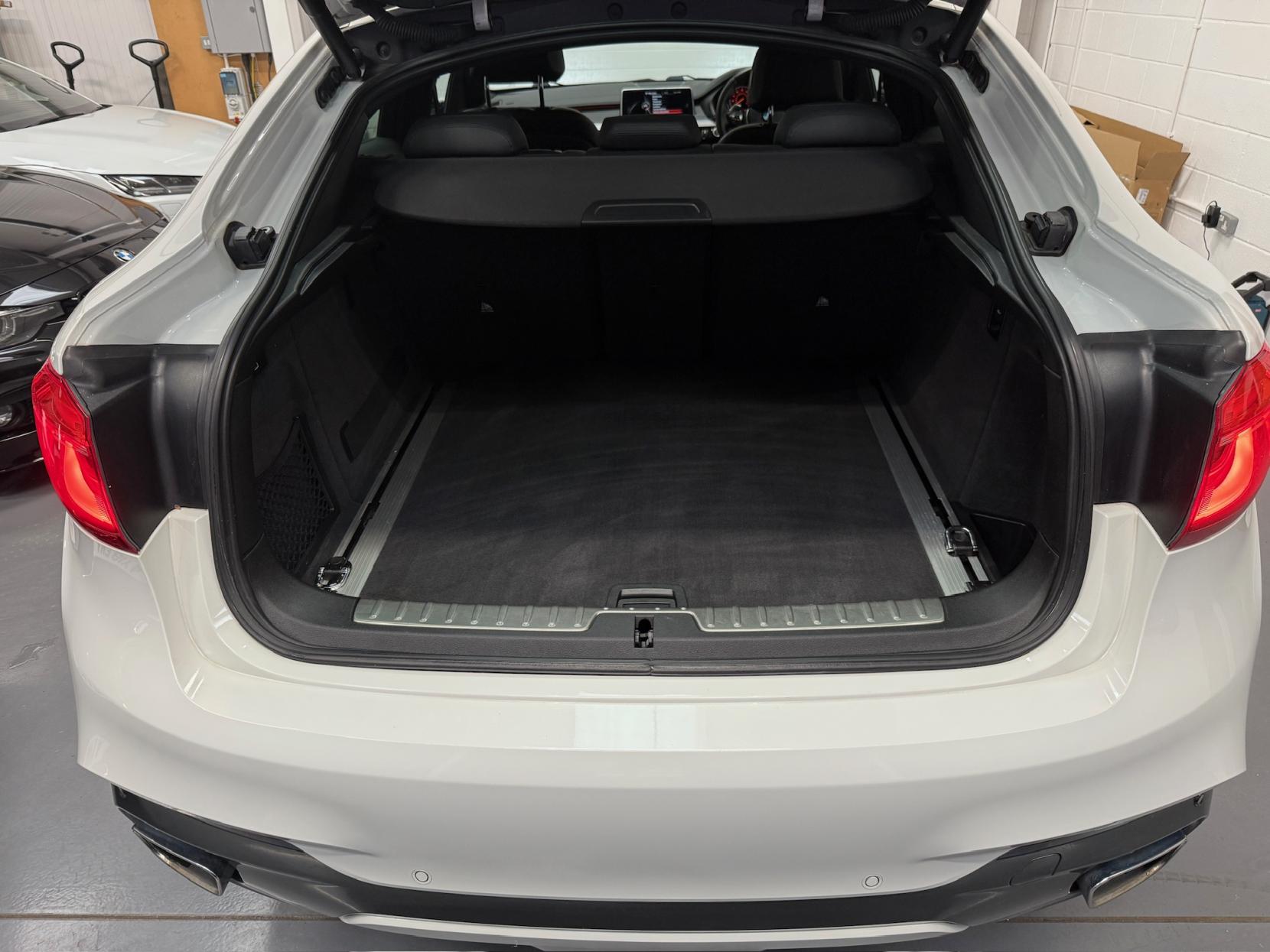 BMW X6 3.0 40d M Sport SUV 5dr Diesel Auto xDrive Euro 6 (s/s) (313 ps)